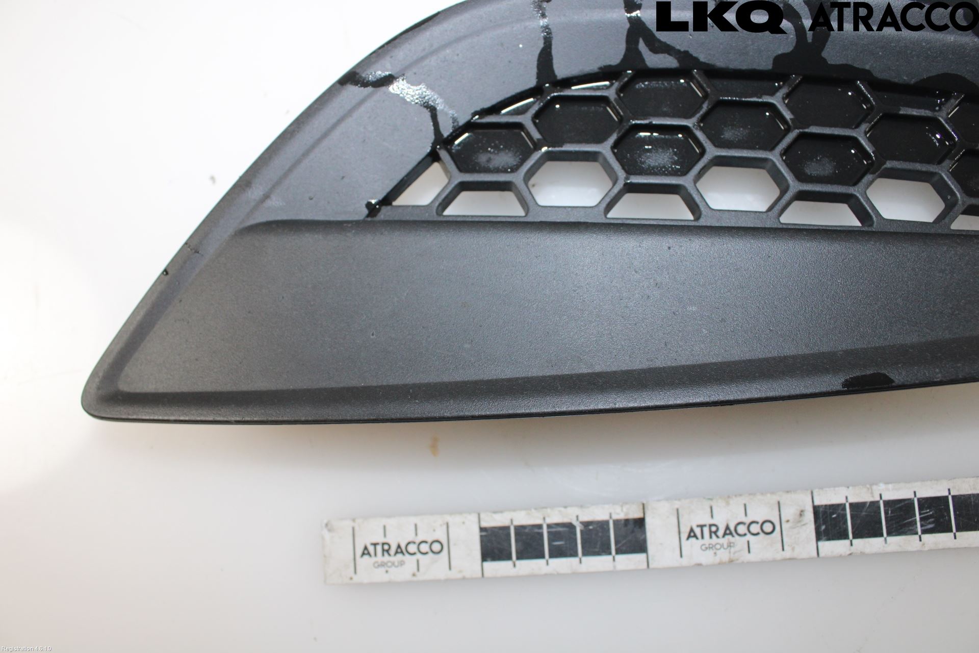 Volvo V60 11-13 Grilldel Vänster