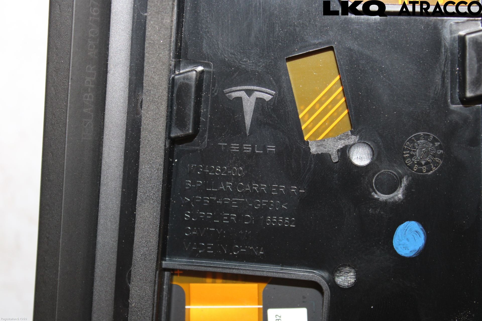 Tesla MODEL 3 17- Inr Plastd A-B-C Stolpe