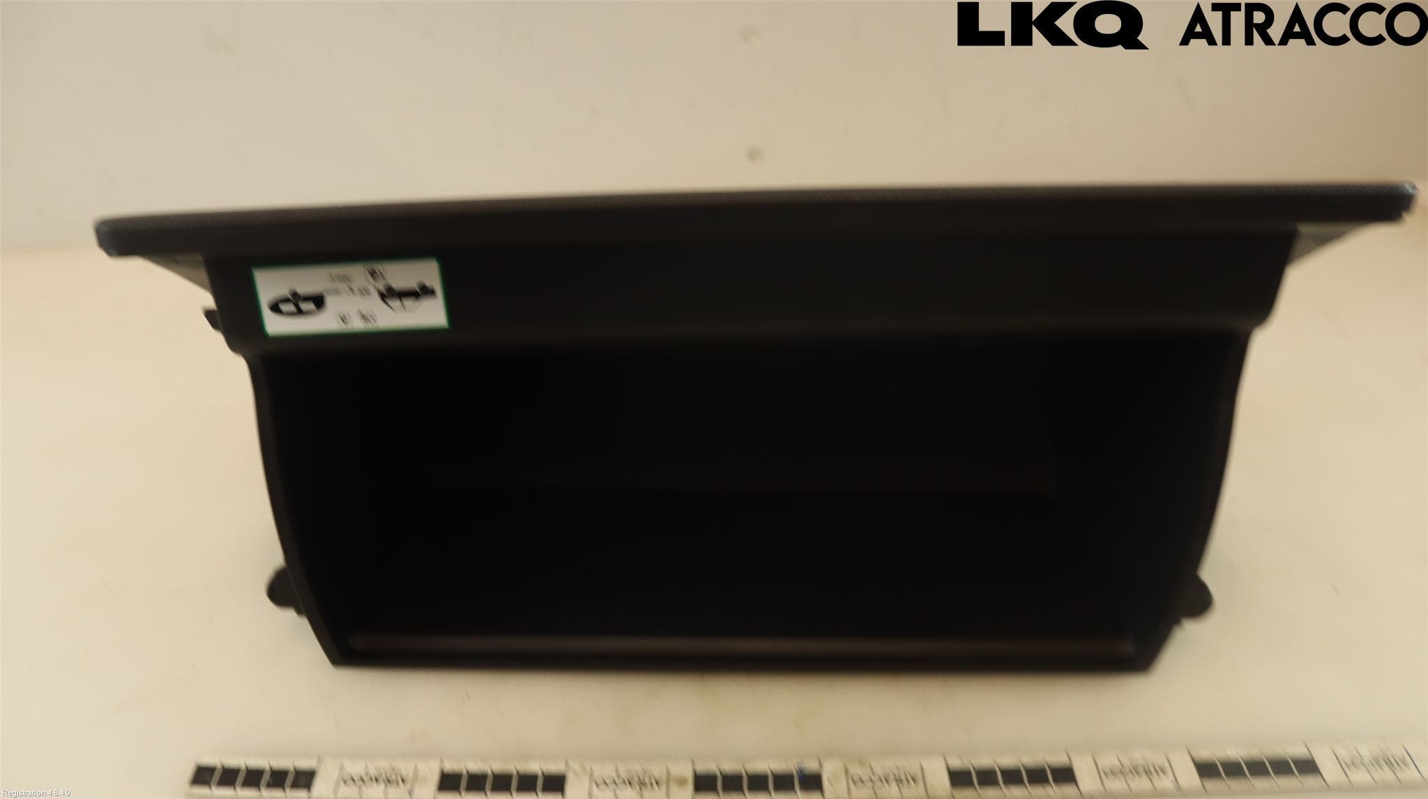 Toyota RAV4 19- Handskfack