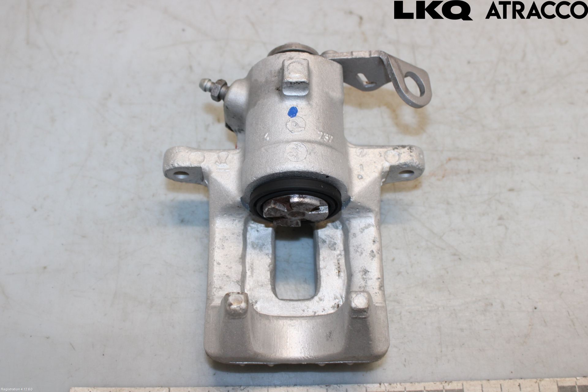 Volkswagen VW POLO 05-09 Bromsok Bak Höger