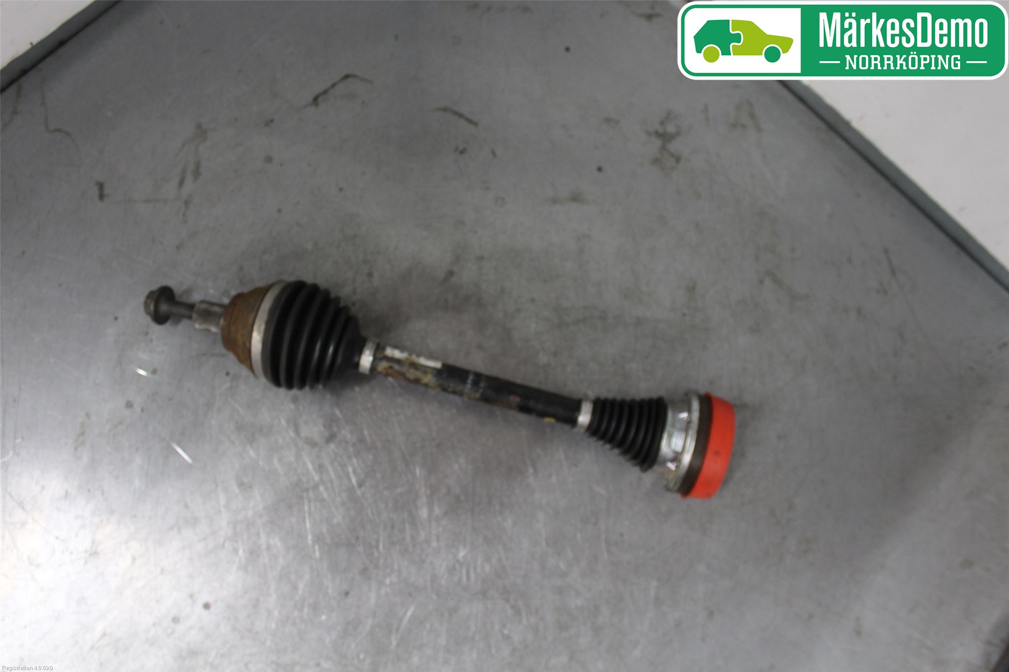 Skoda YETI Drivaxel Fram Vänster