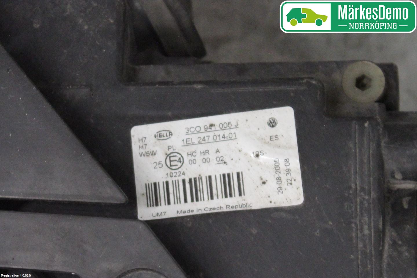 Volkswagen VW PASSAT 05-11 Strålkastare Vänster