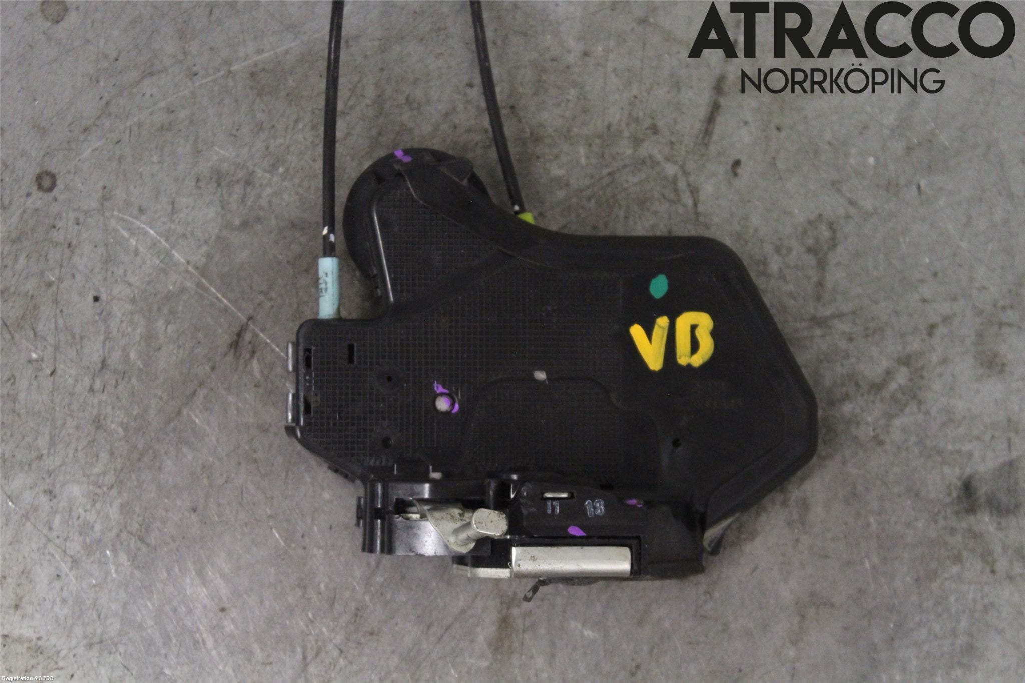 Toyota HILUX 05-16 Låskista-Dörrlås