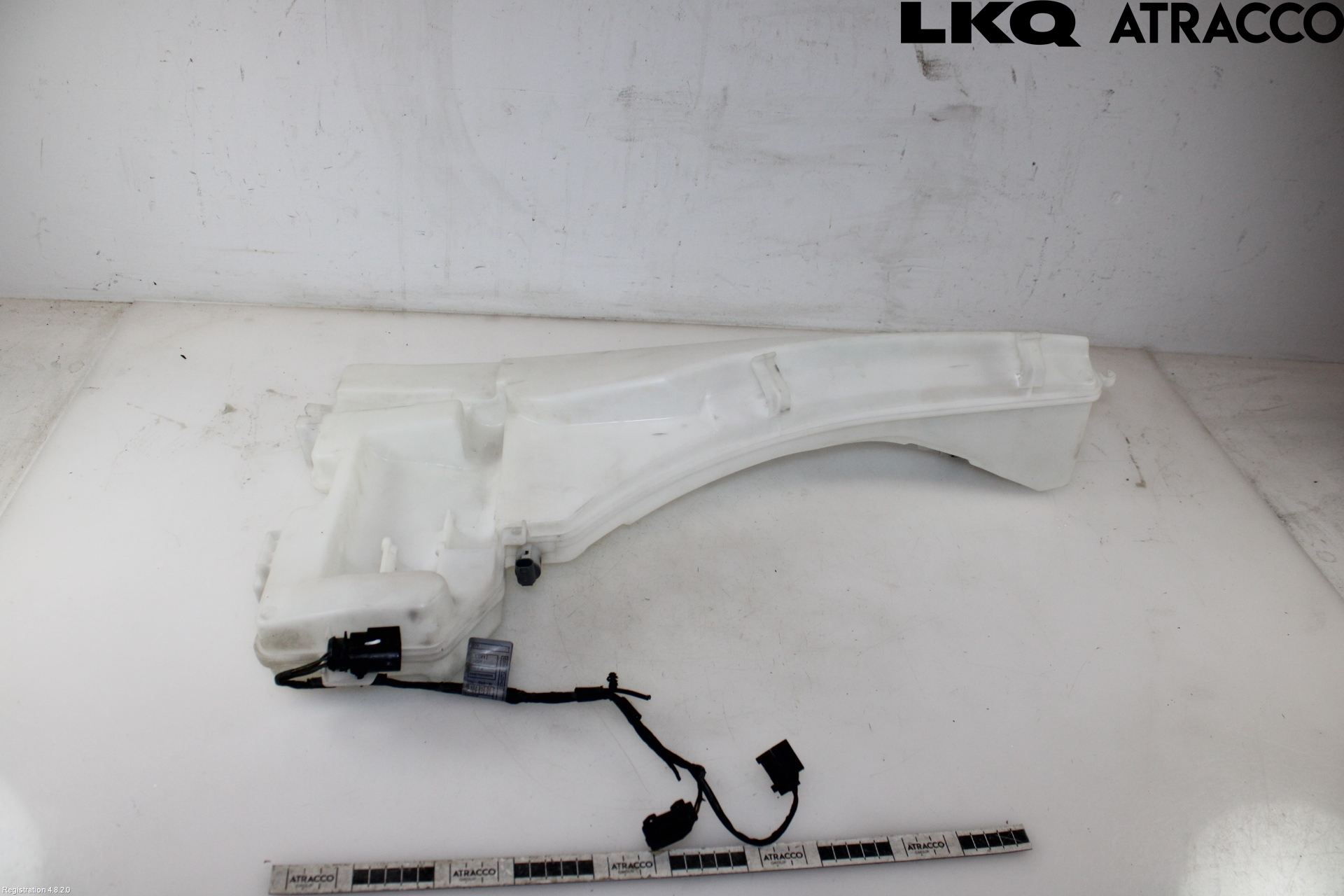 BMW X6 E71/E72   08-14 Spolartank Vindruta-Strål