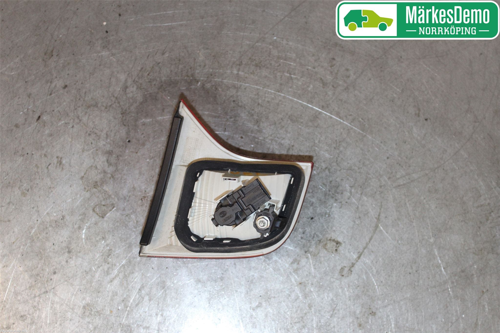 Audi A4/S4 05-07 Bakljus Lucka Vä