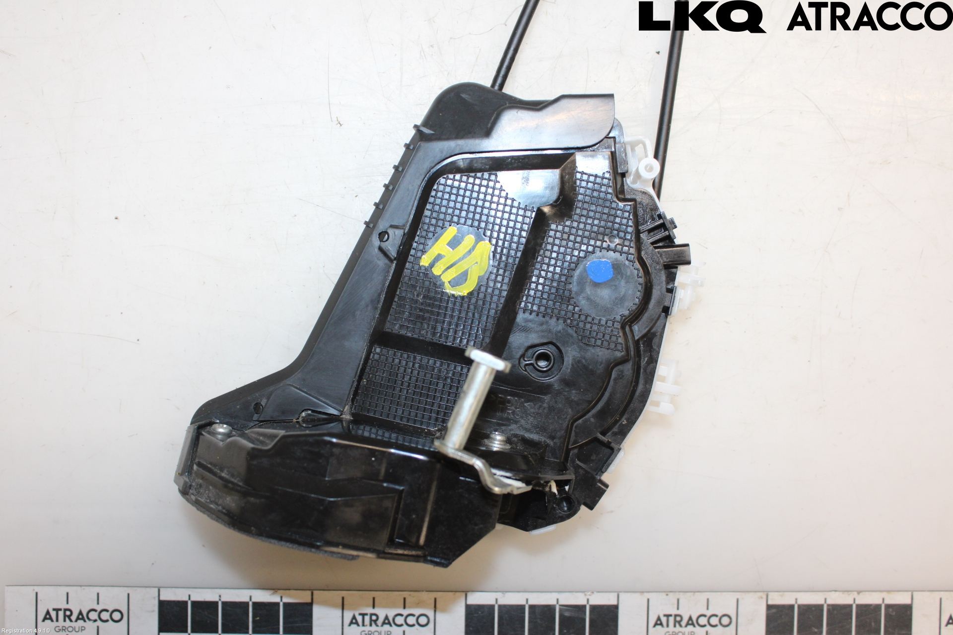 Toyota YARIS CROSS XP21 21- Låskista-Dörrlås