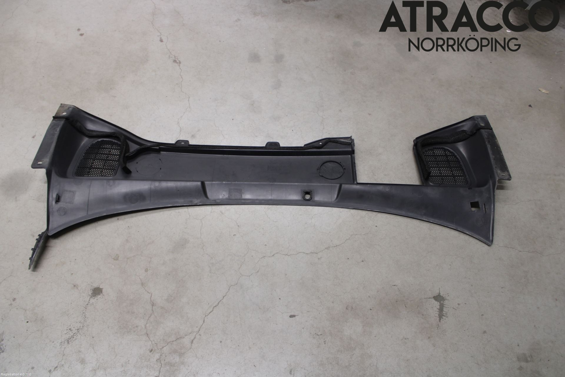 Volvo XC60 14-17 Torpedplåt-Torpedplast