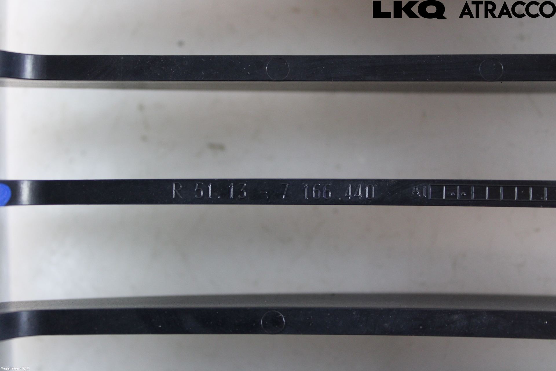 BMW 1 E87/81 5D/3D 03-11 Grilldel Höger