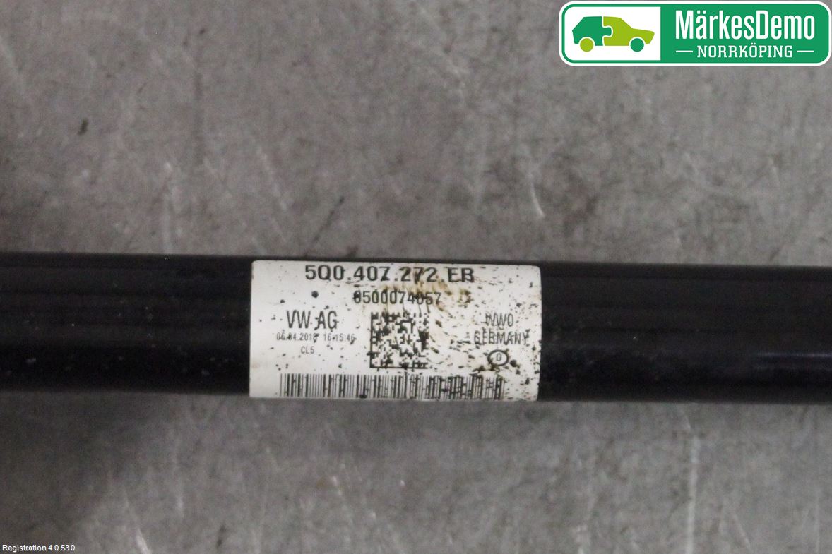 Volkswagen VW CADDY 16-20 Drivaxel Fram Höger