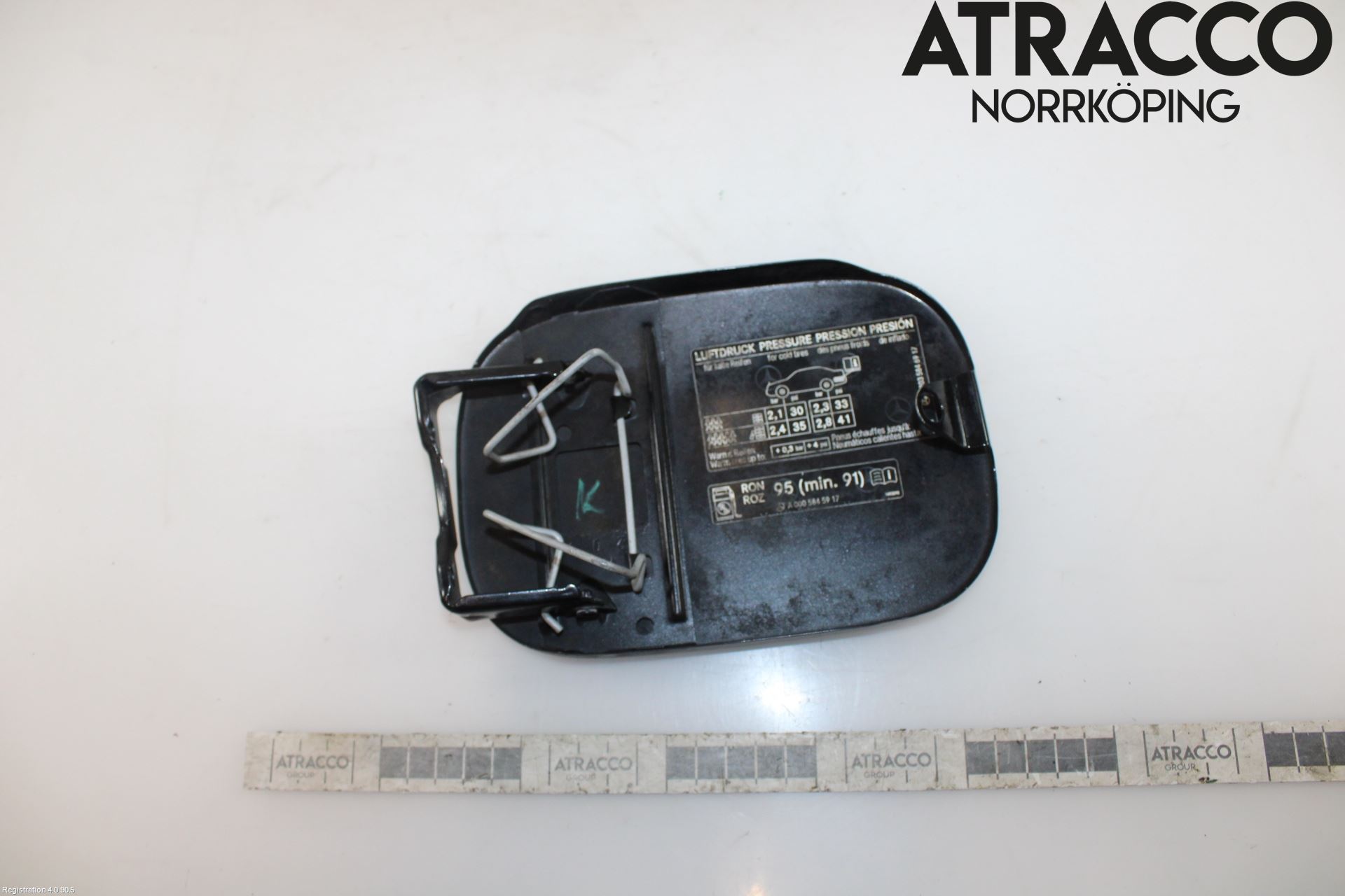 Mercedes-Benz MB C (203) 00-07 Tanklucka