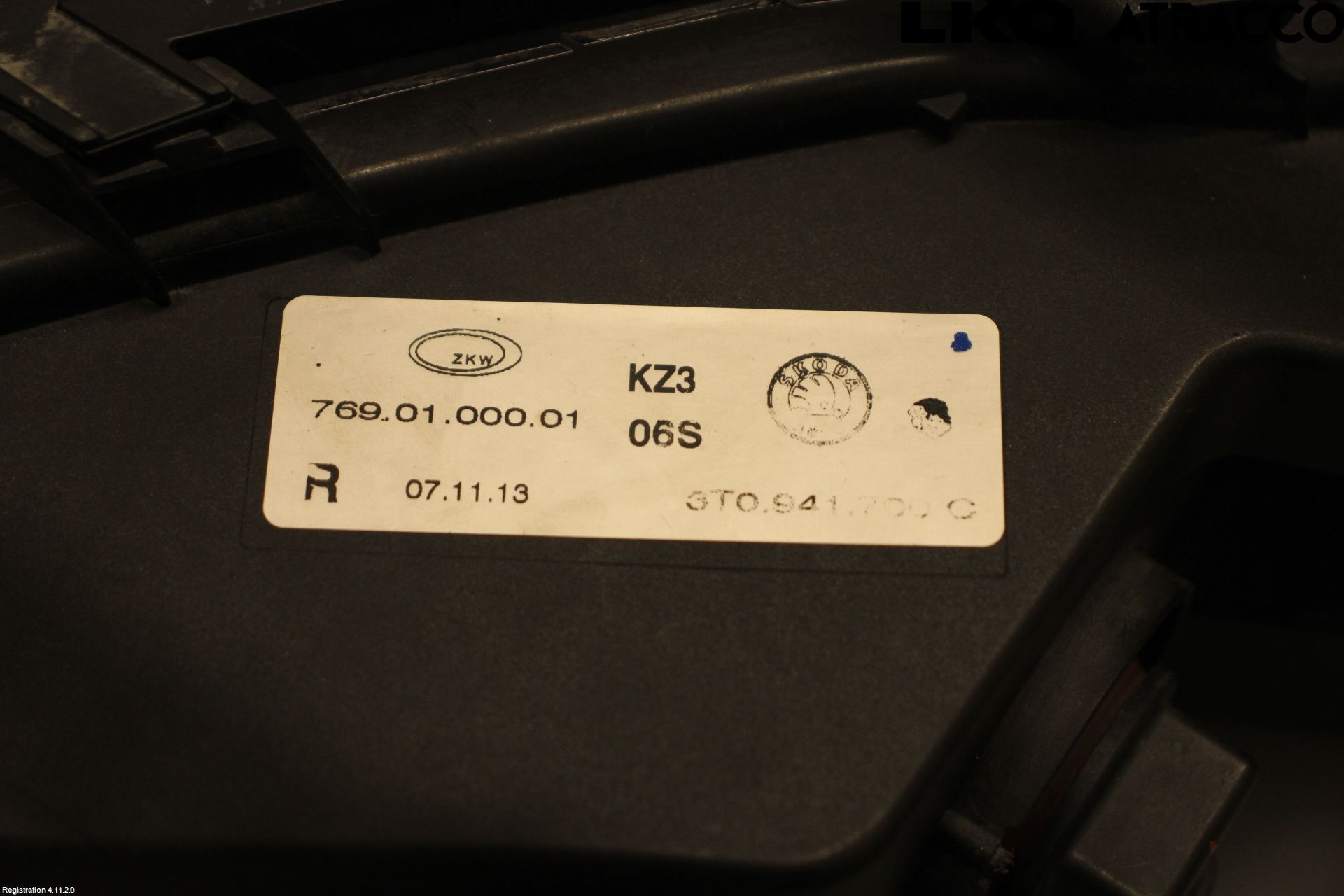 Skoda SUPERB 09-15 Dimljus-Varselljus Fram