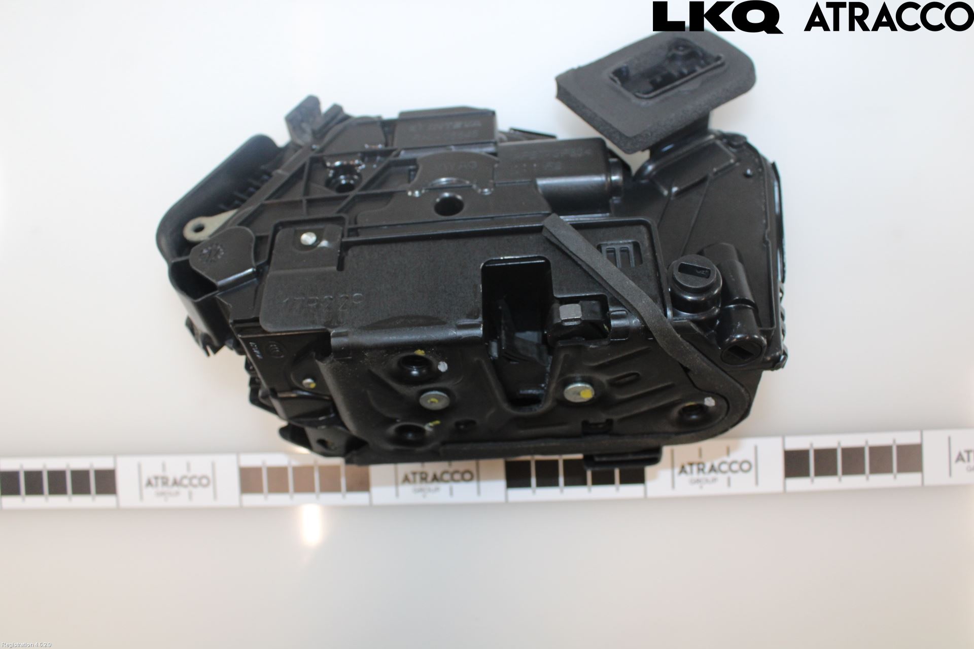 Volkswagen VW PASSAT 15-19 Låskista-Dörrlås
