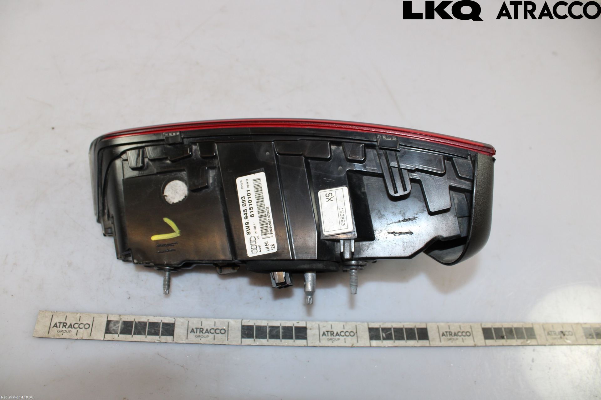 Audi A4/S4 B9 16-19 Bakljus Lucka Vä