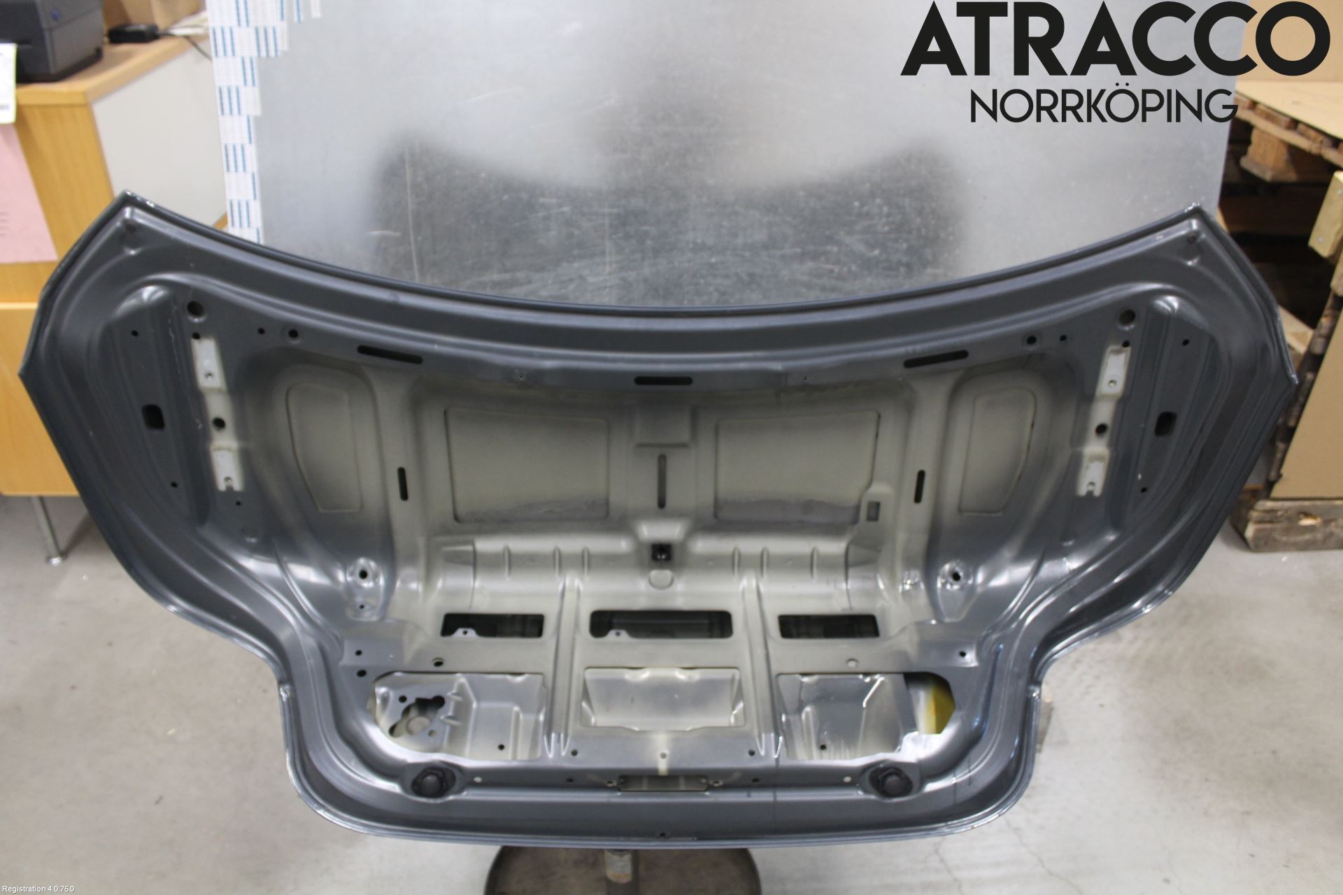 BMW 5 E60/61 Sed/Tou 02-10 Baklucka (Ej Med Ruta)