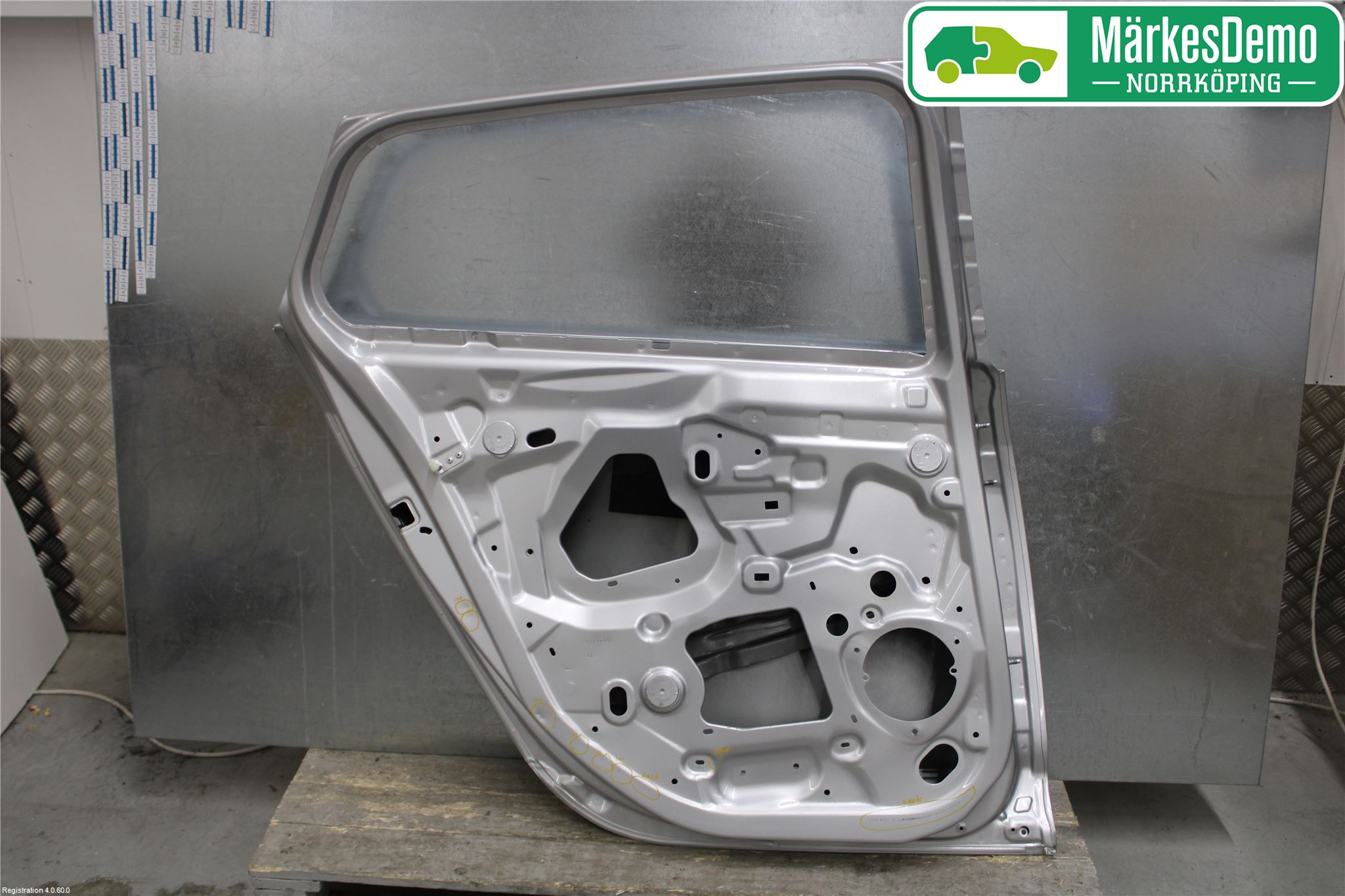 Renault MEGANE III 09-15 Dörr Bak Vänster