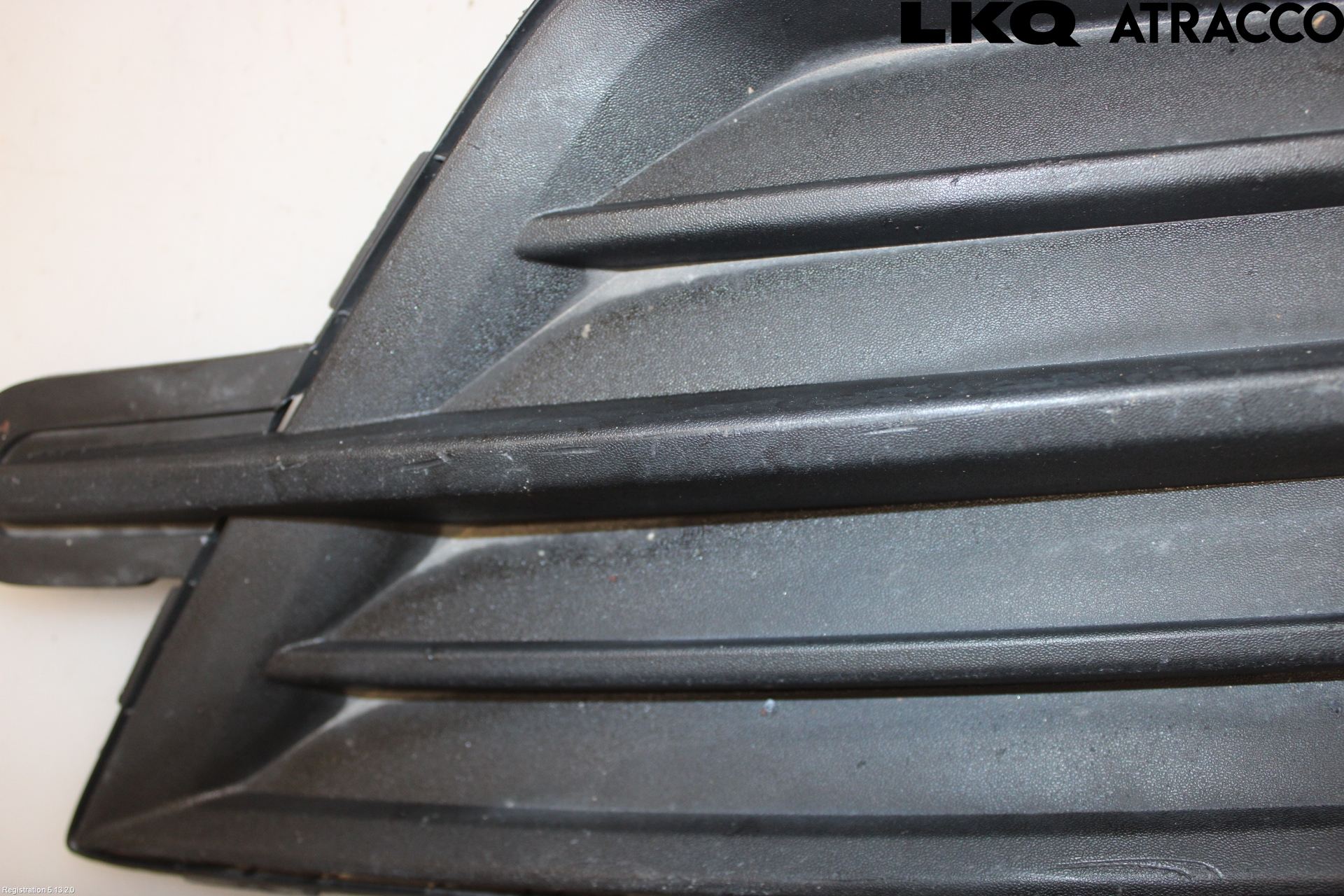 Volkswagen VW CADDY 16-20 Grilldel Höger