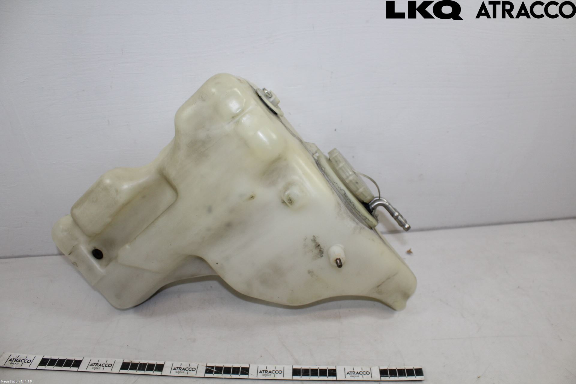 Mercedes-Benz MB 200-500  (W124) 86-96 Spolartank Vindruta