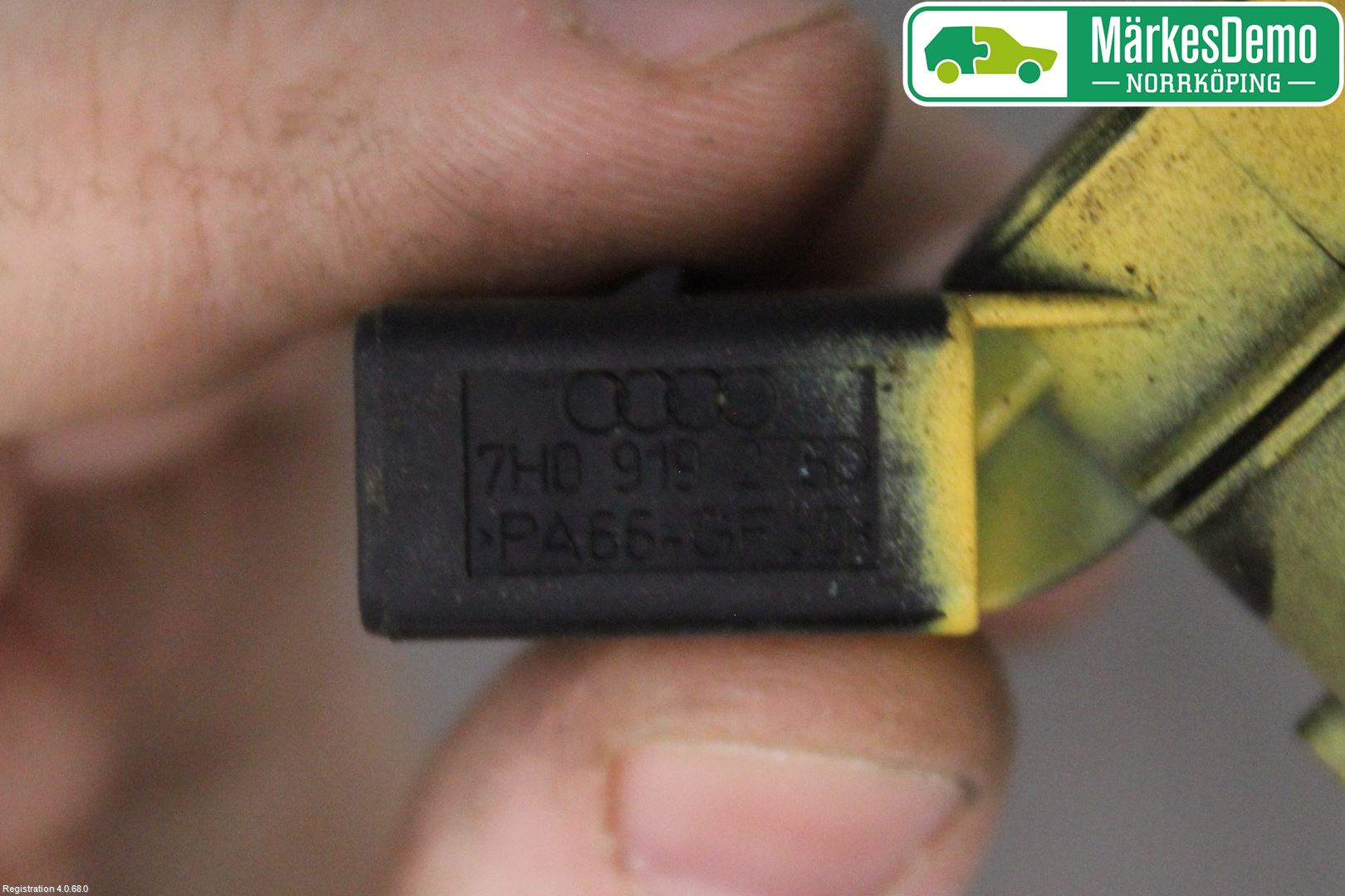 Audi A4/S4 05-07 Parkeringshjälp Frontsensor