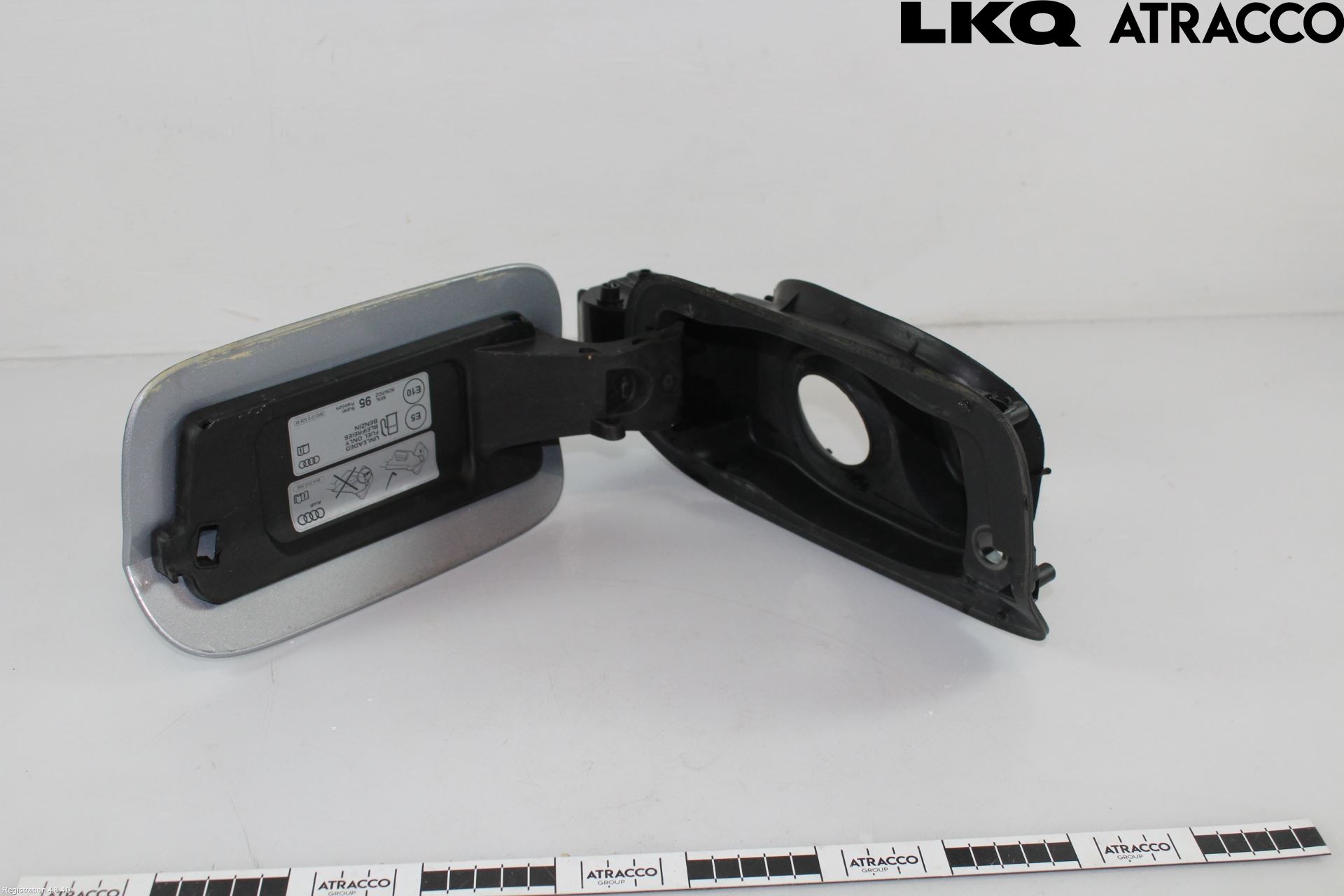 Audi A6 F2/C8 19- Tanklucka
