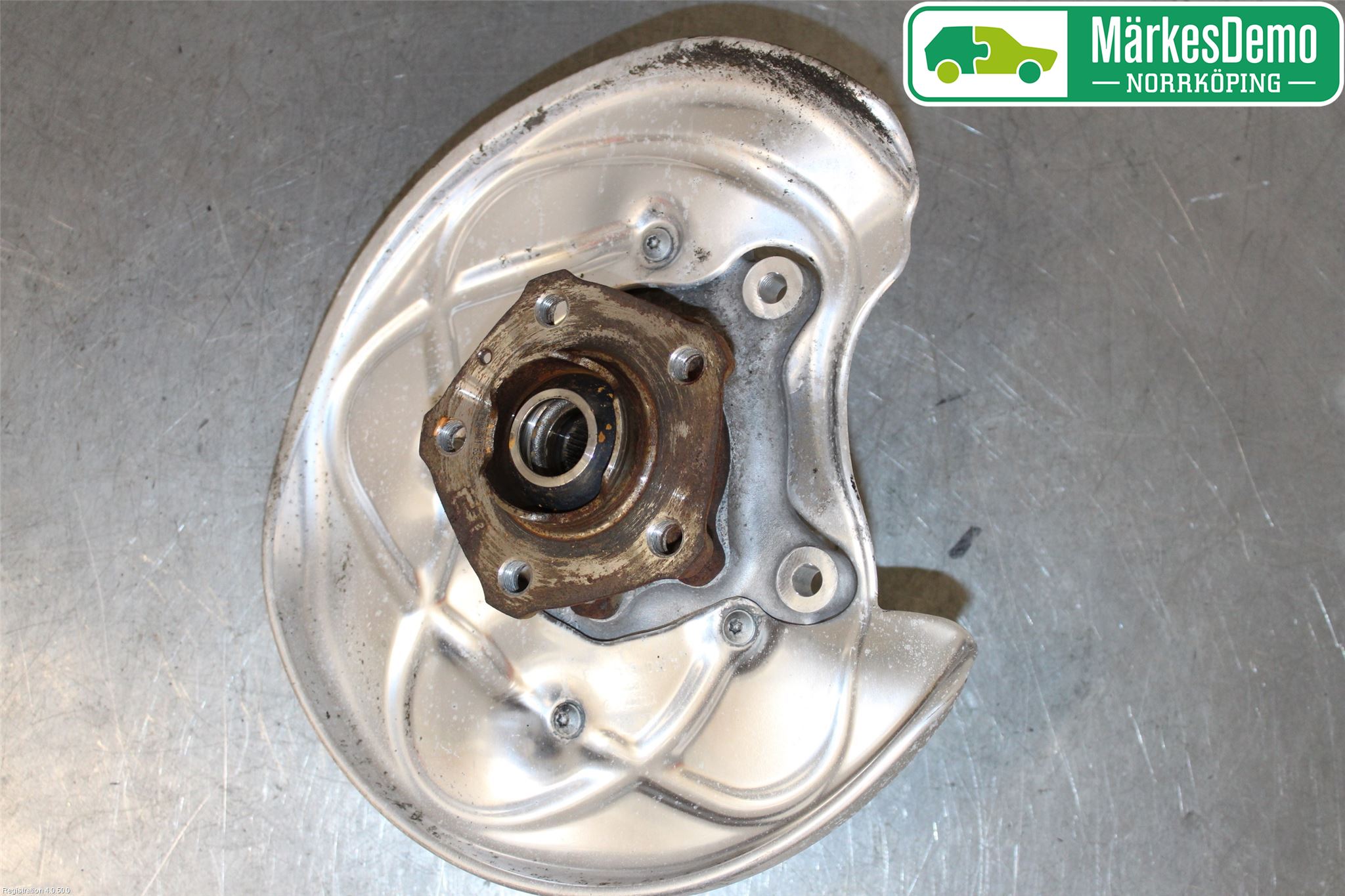 Audi A5 17- Hjullagerhus-Spindel Vä B