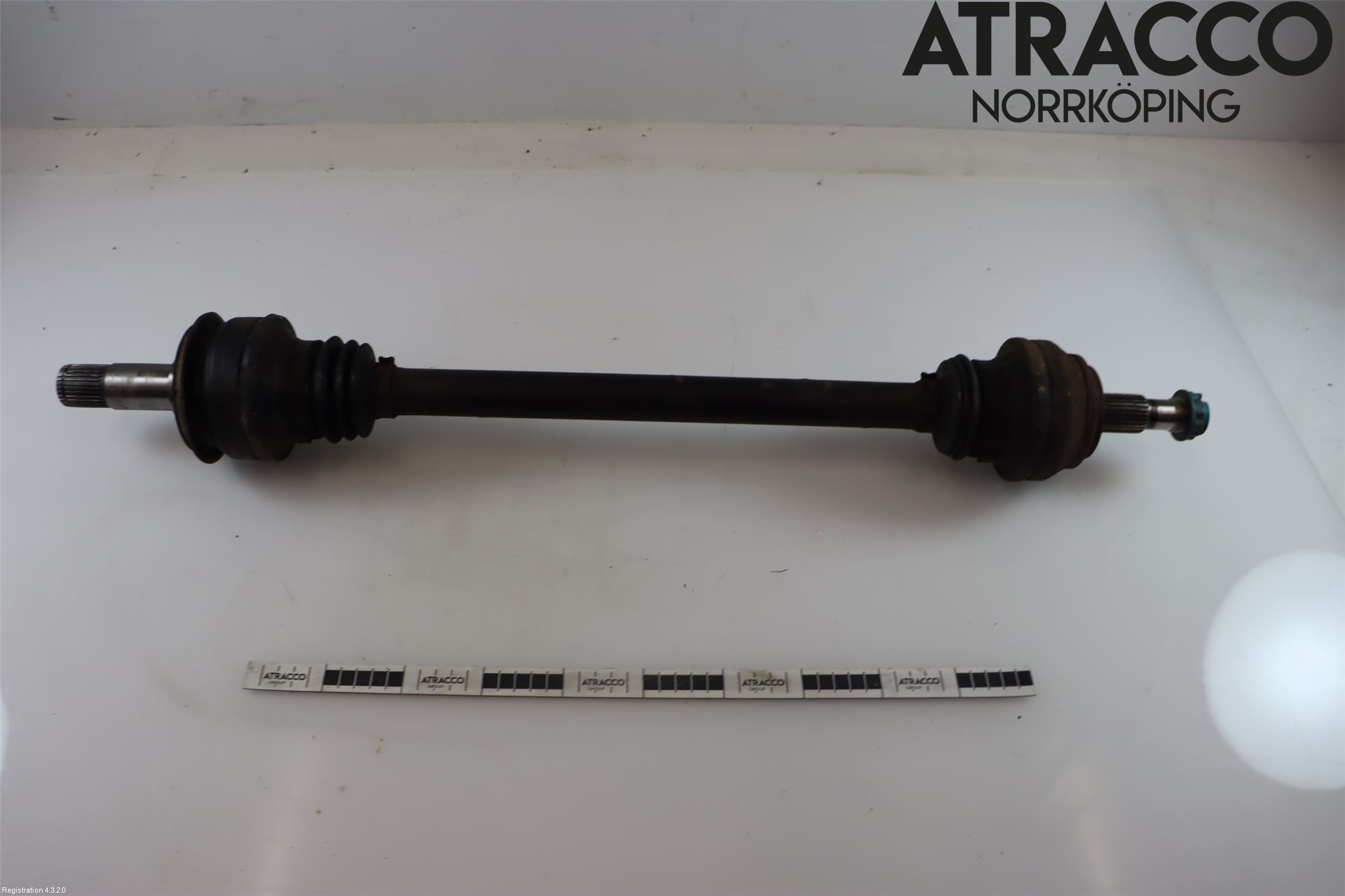 Mercedes-Benz MB E-KLASS (W213) 16-23 Drivaxel Bak Vänster