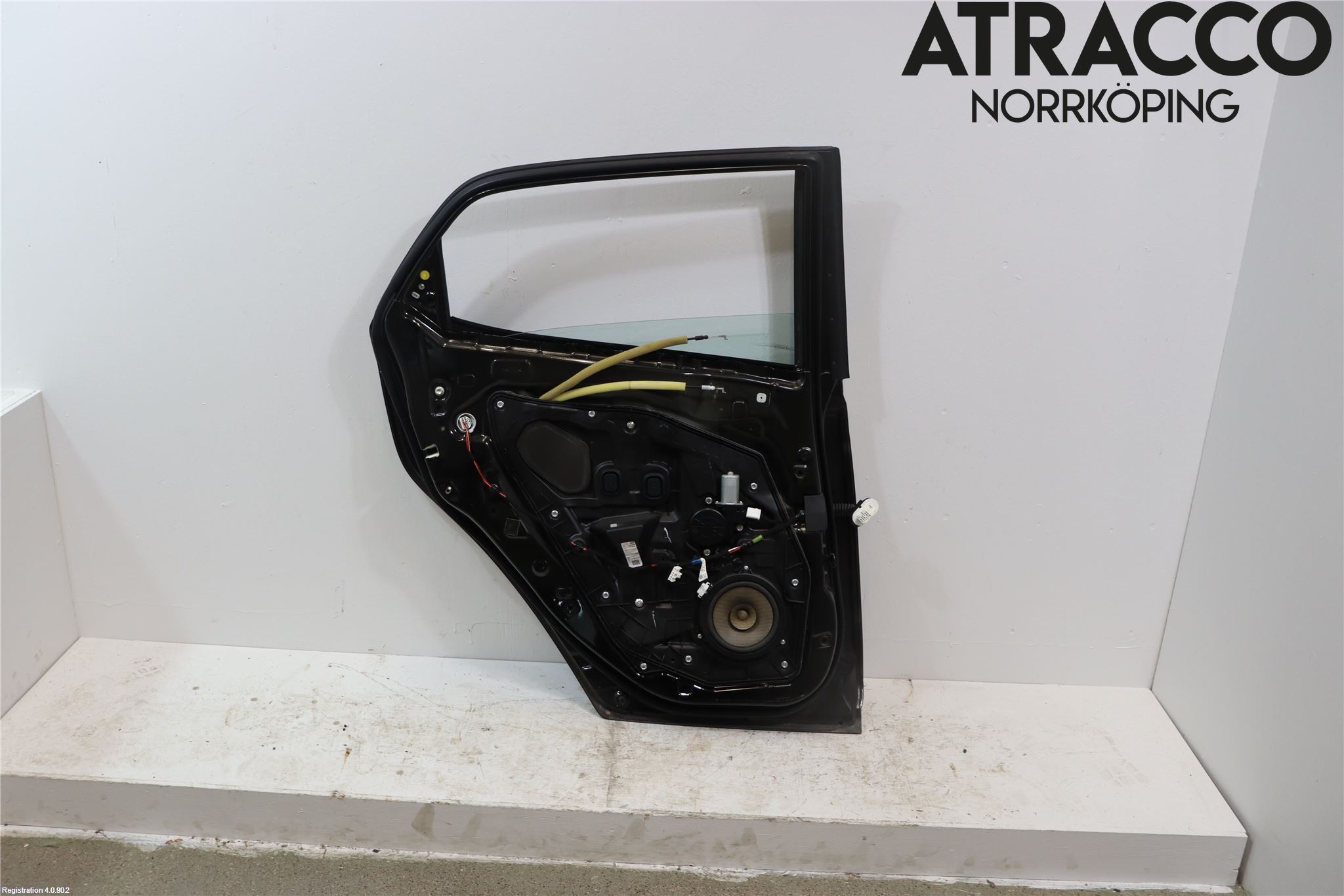 Mazda 2 (DE) 08-15 Dörr Bak Vänster