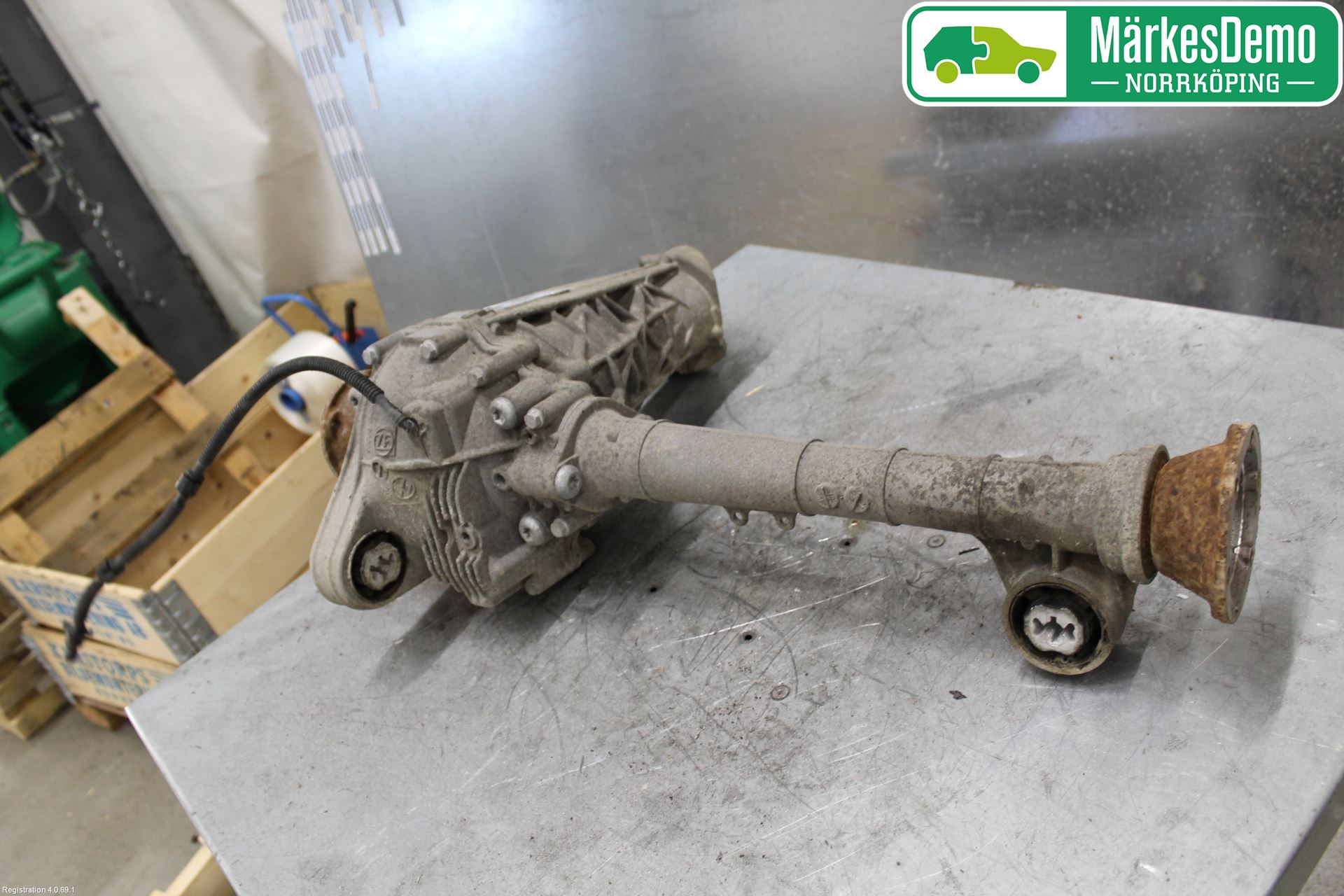 Volkswagen VW AMAROK 2H 10-22 Framvagn Diffrential