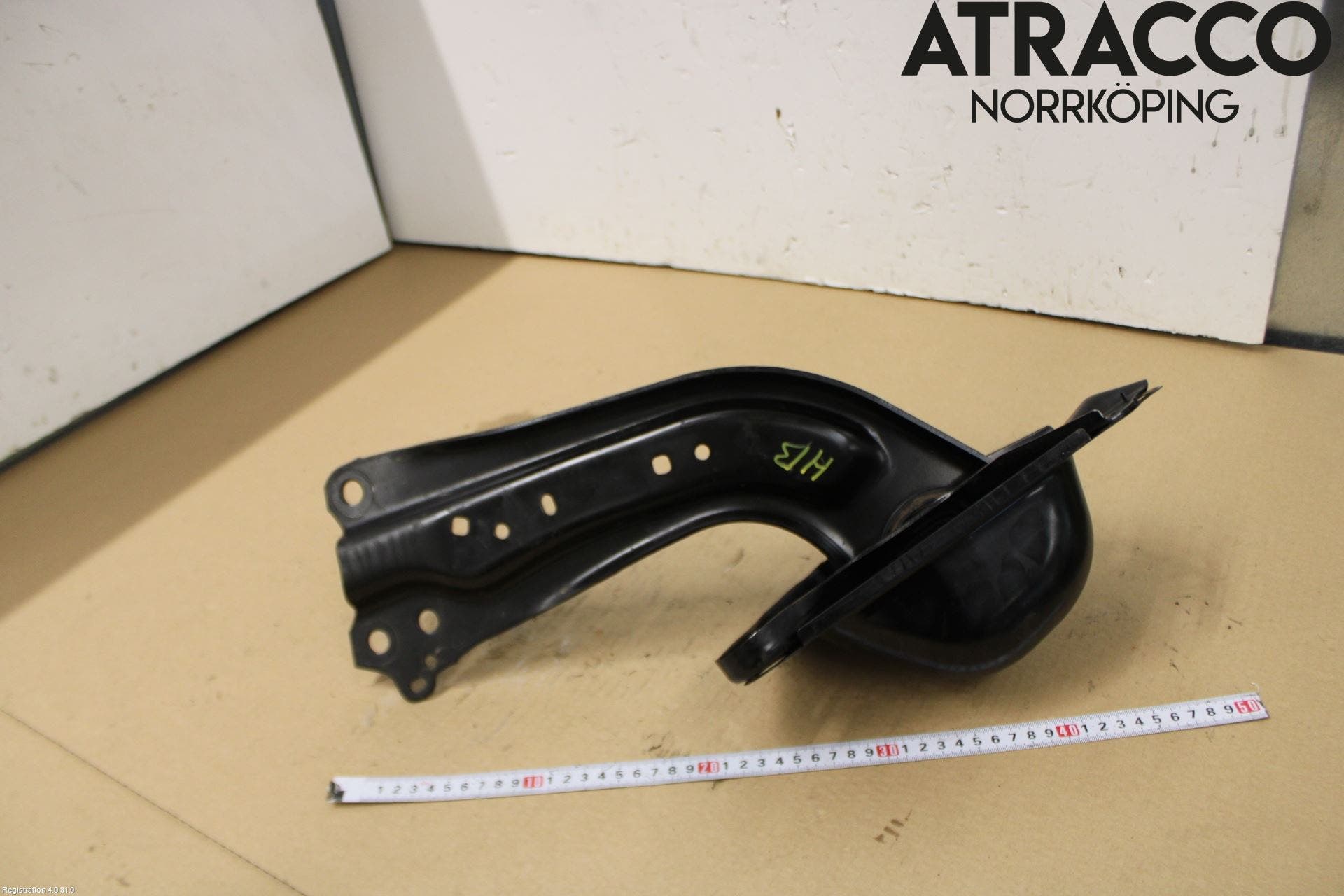 Toyota C-HR 16-23 Bärarm Bak Höger