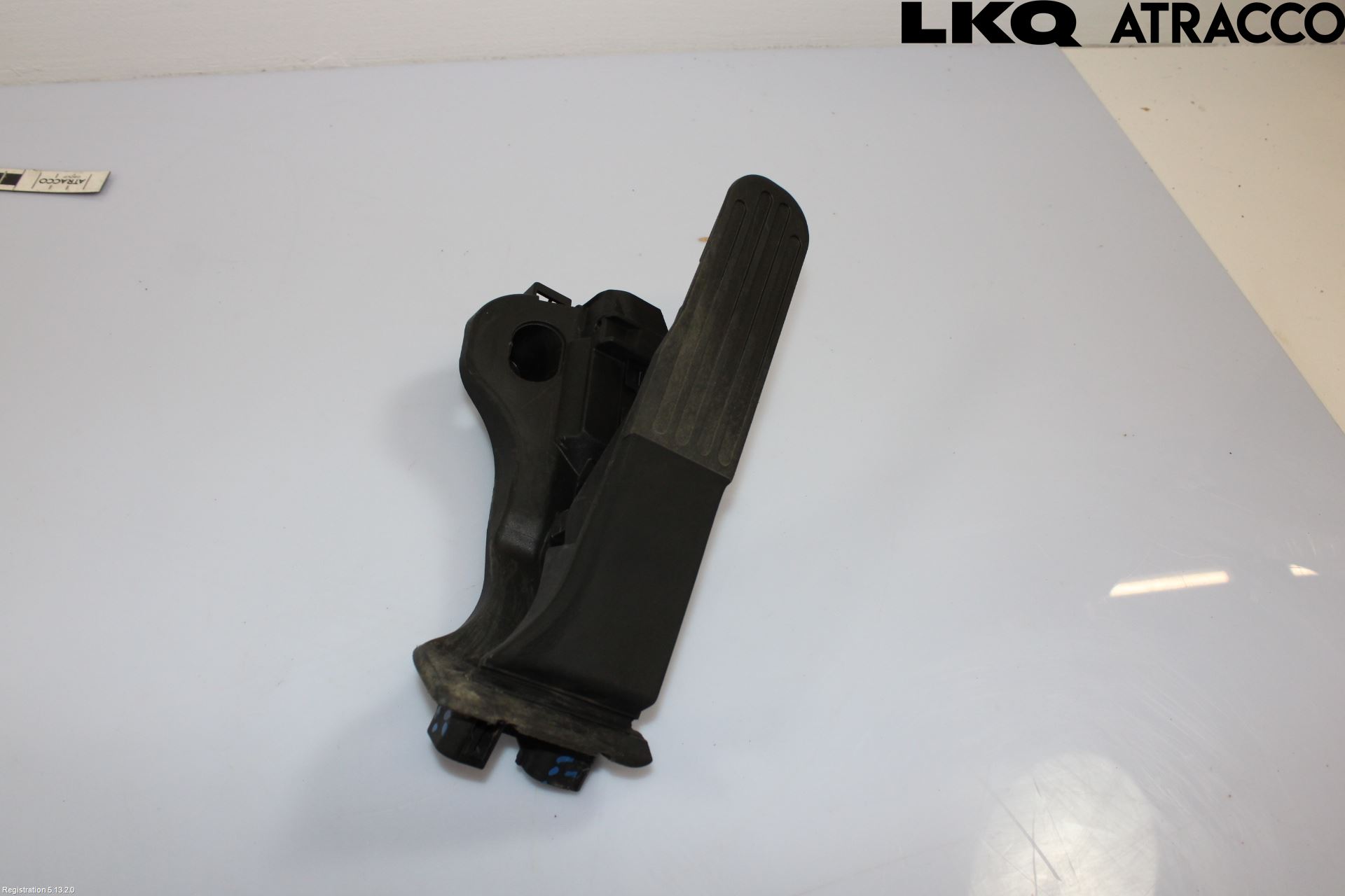 Volkswagen VW GOLF VI 09-13 Gaspedal