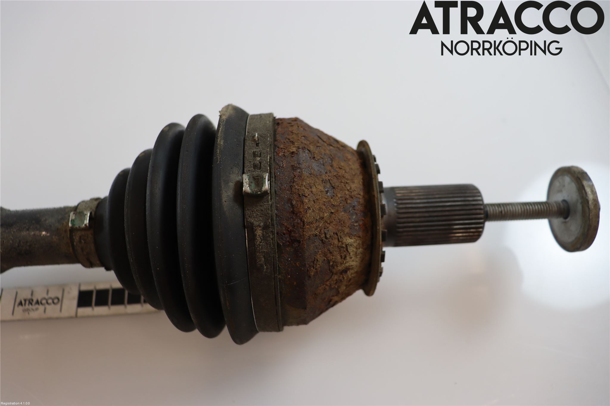 Volvo XC70 08-13 Drivaxel Fram Höger