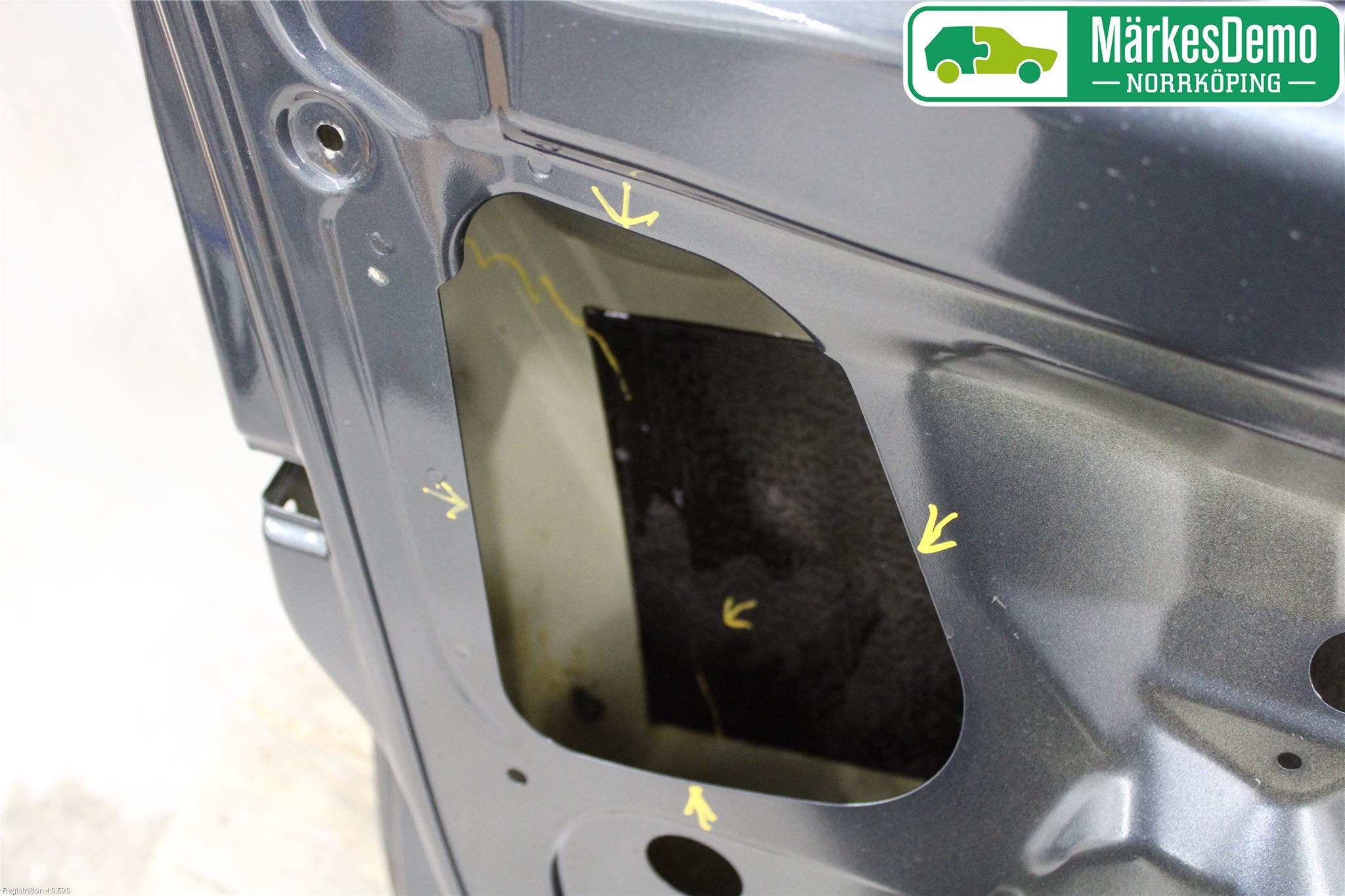 Skoda FABIA 07-14 Dörr Fram Vänster