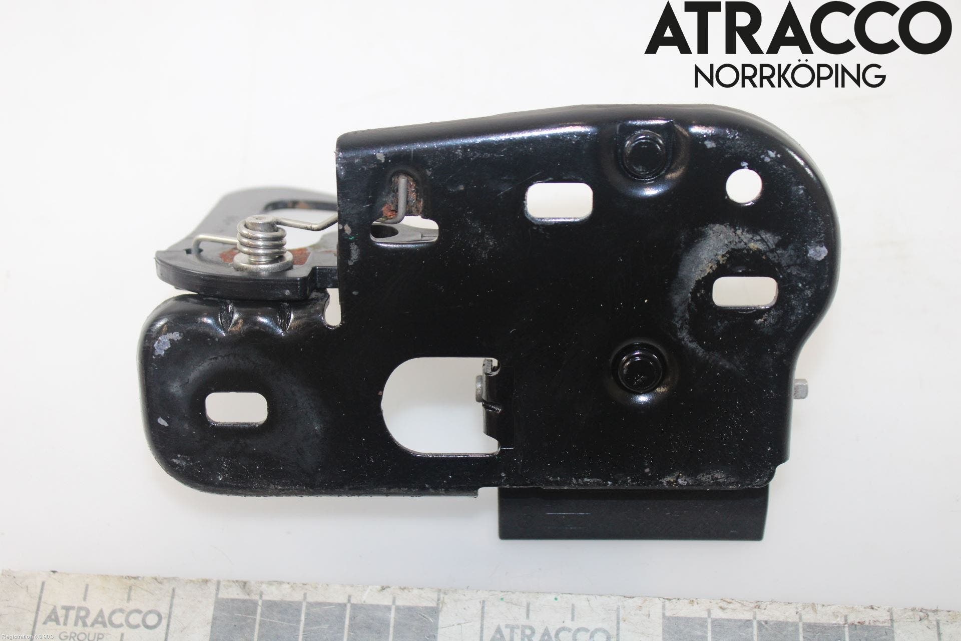 Volkswagen VW CADDY 04-10 Huv Spärr