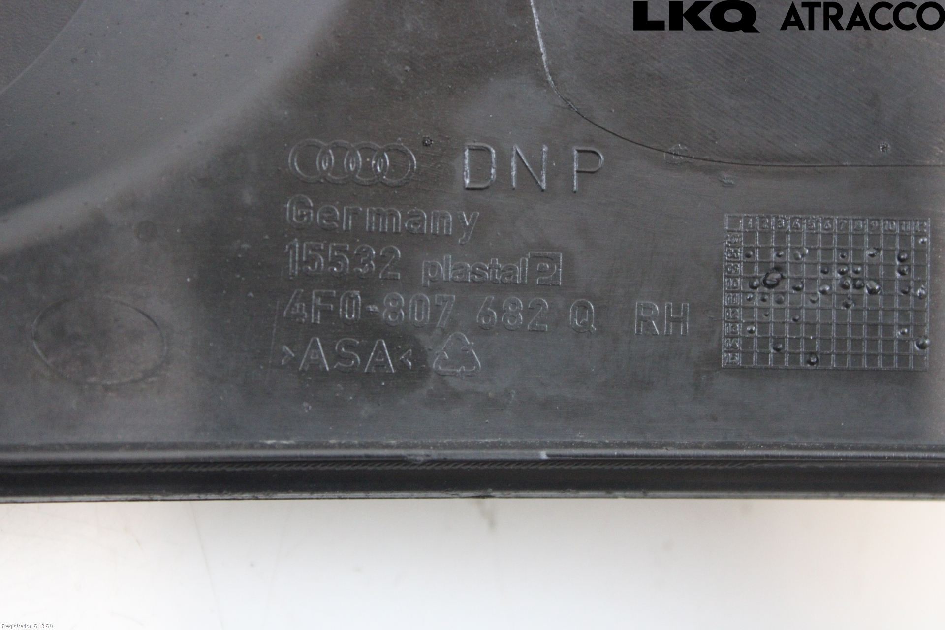 Audi A6/S6     05-11 Dimljussarg Fram