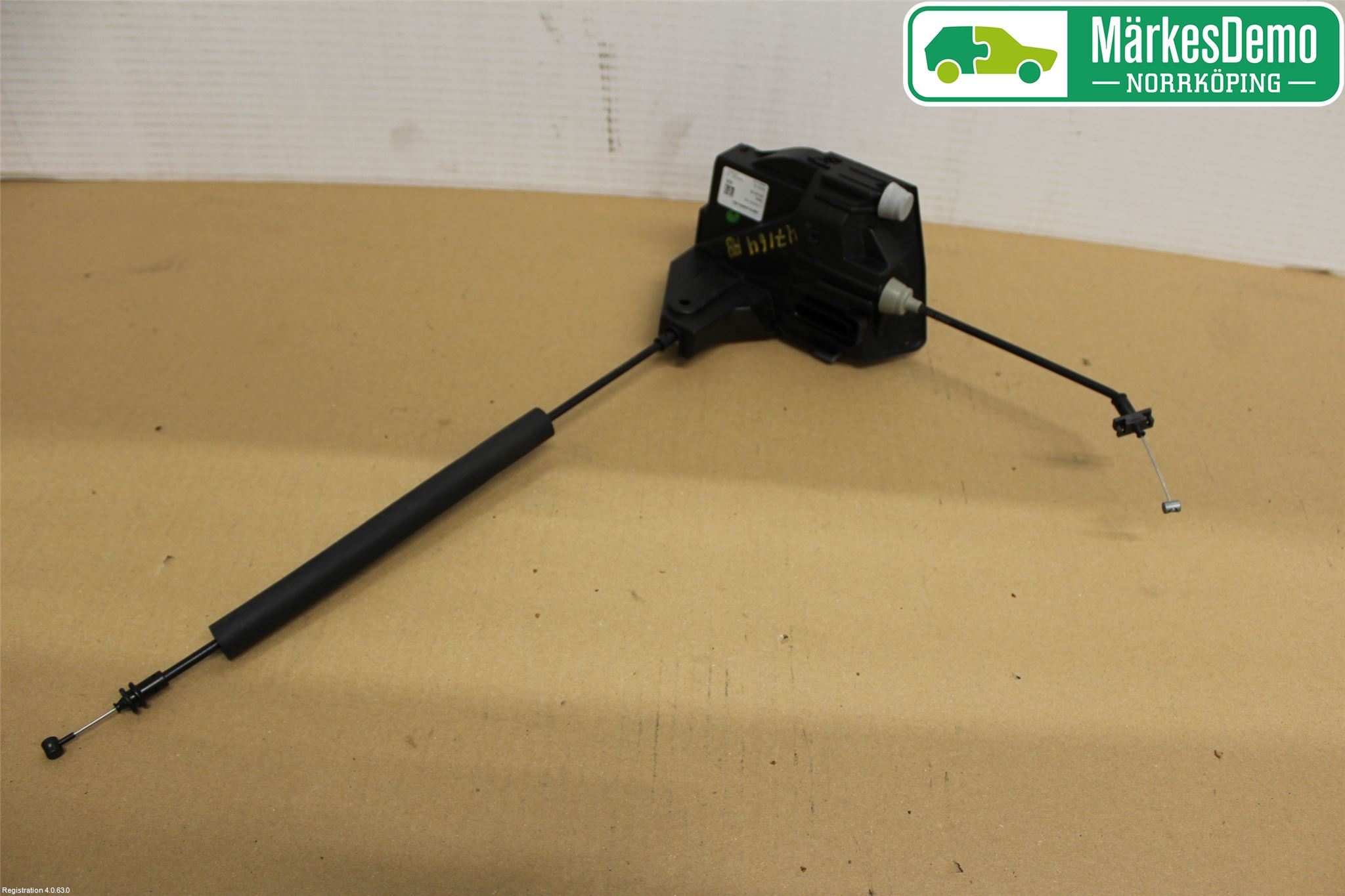 Jaguar I-PACE 18- Låskista-Dörrlås