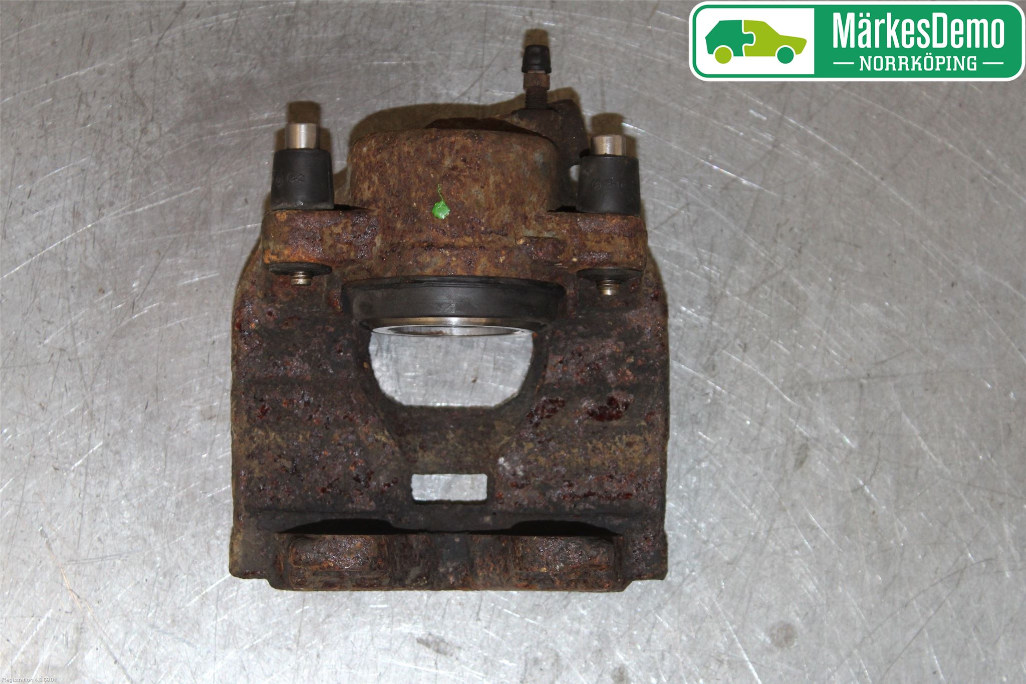 Volvo V70 08-13 Bromsok Fram Höger