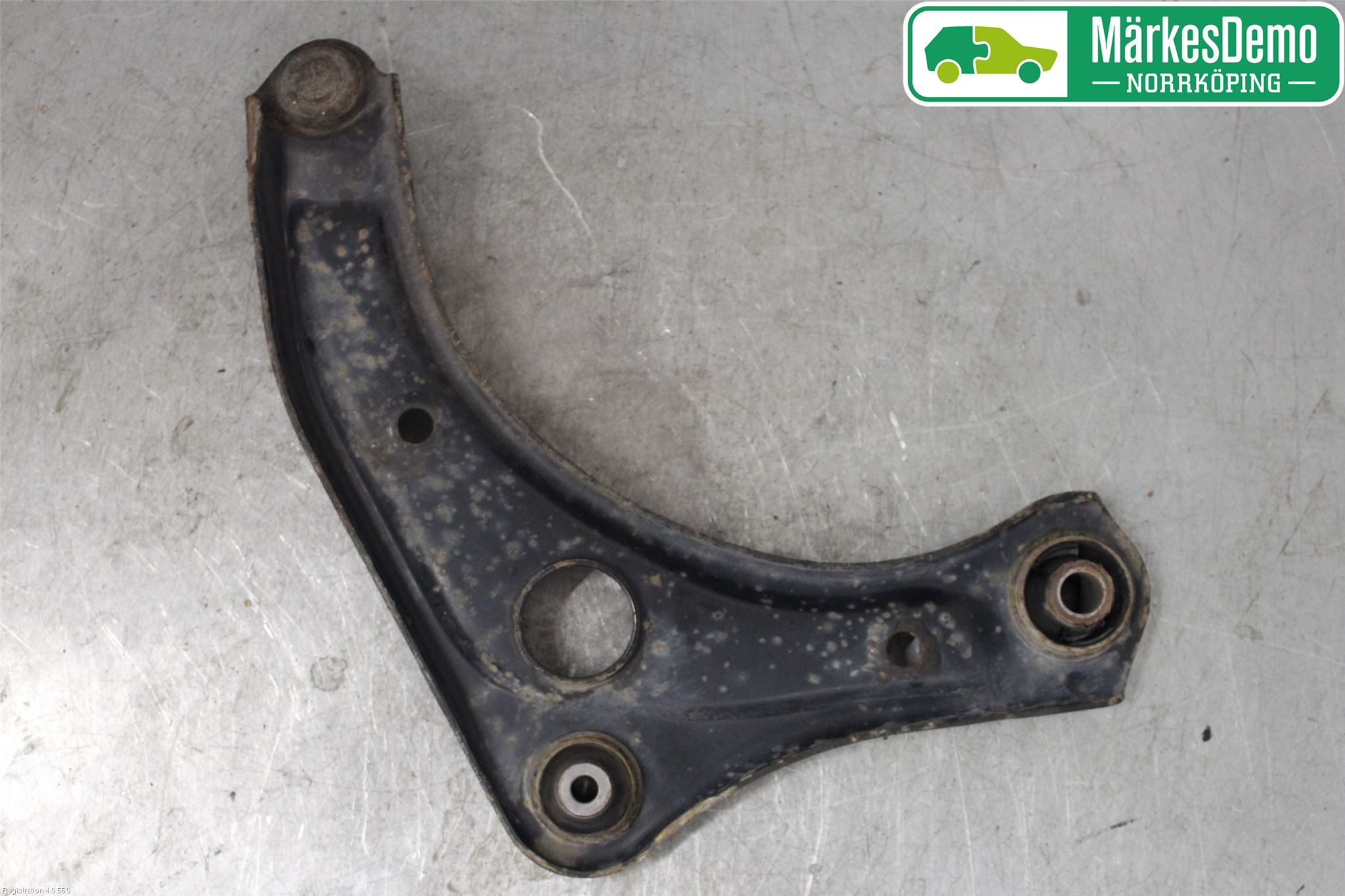 Nissan MICRA 11-16 Bärarm Fram Undre Hö