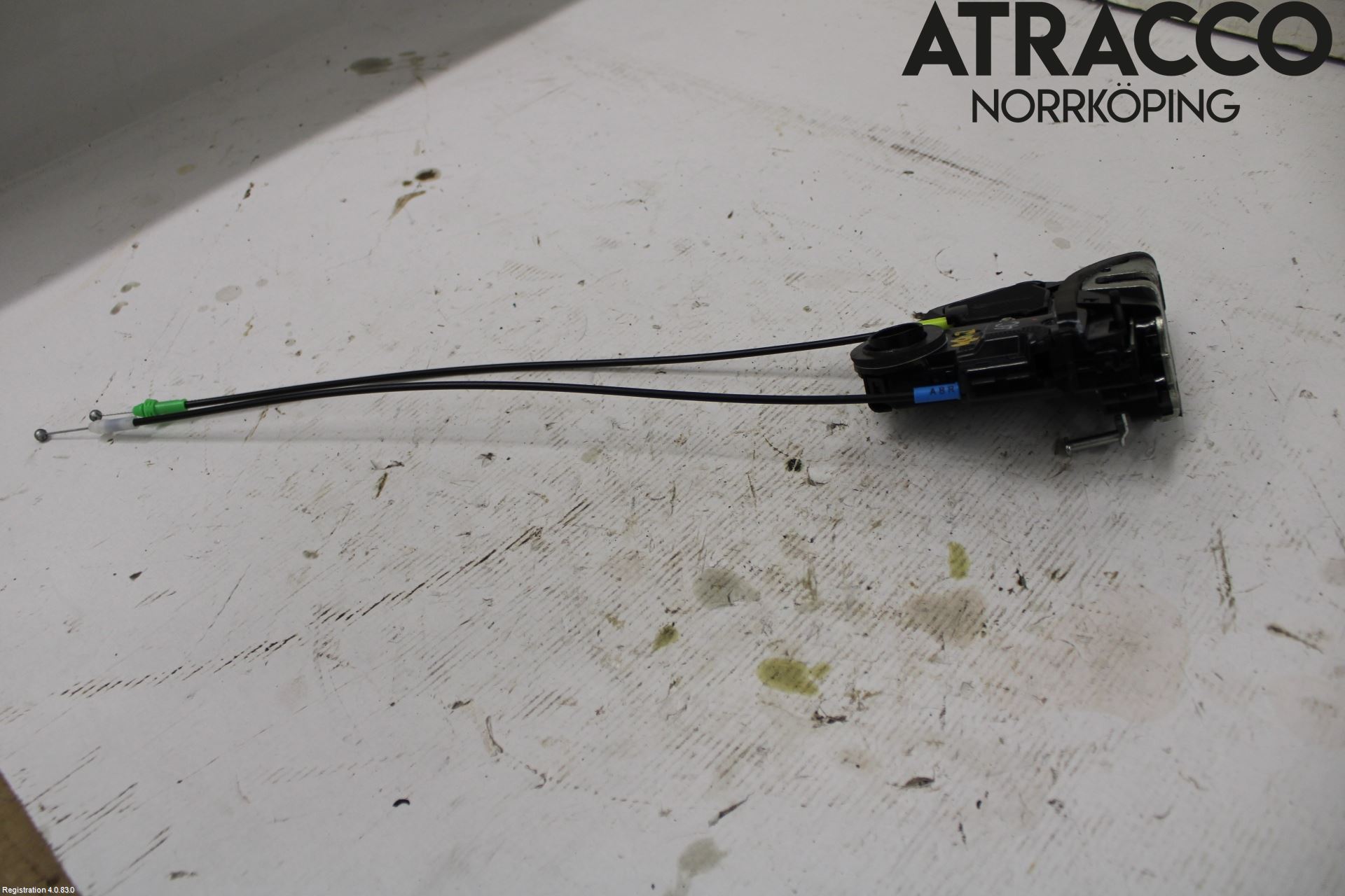 Toyota AURIS 13-19 Låskista-Dörrlås