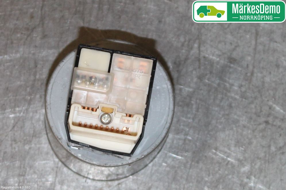 Toyota iQ Strömställare Spegel