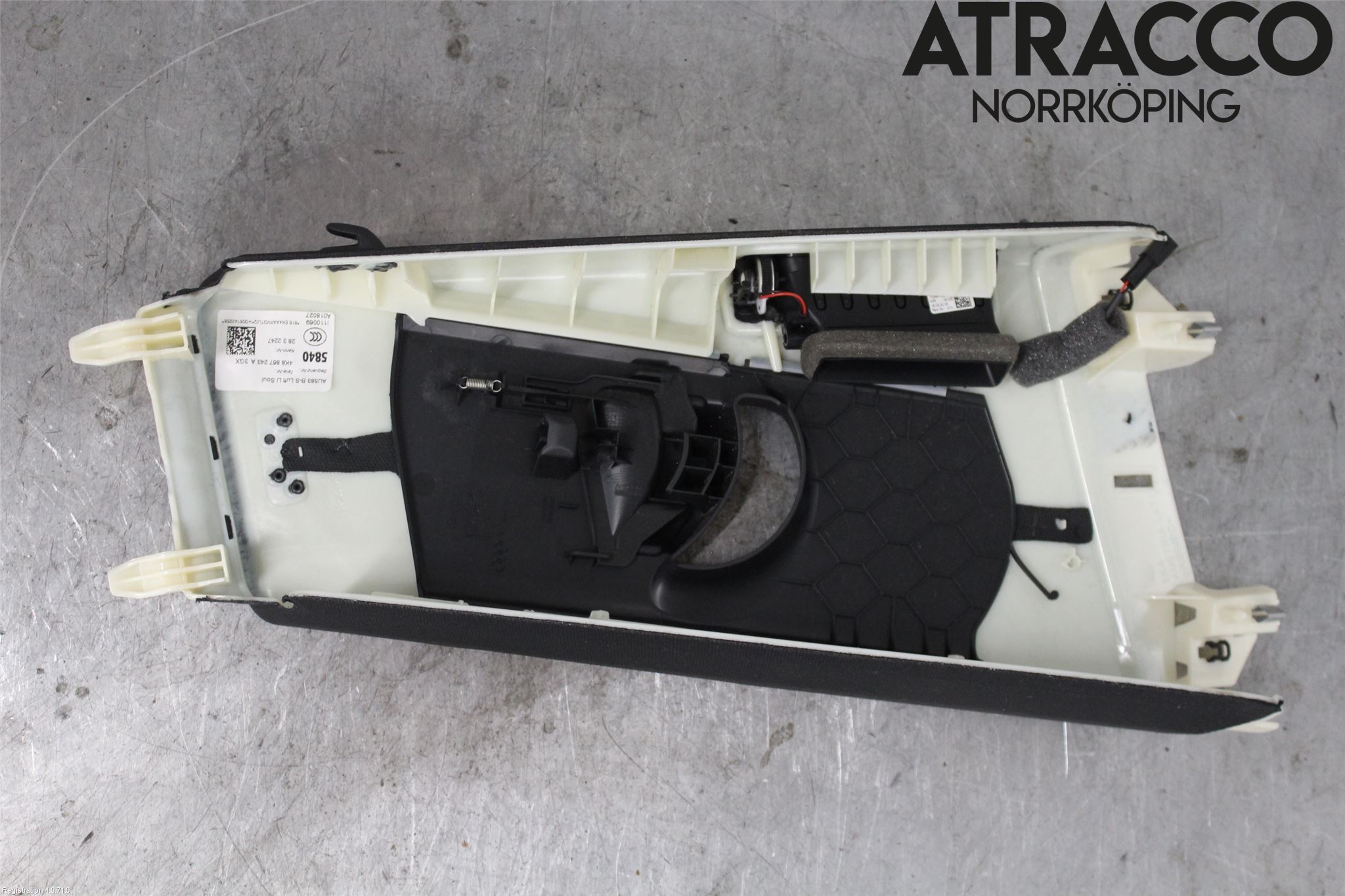 Audi A7 Sportback 4K 18- Inr Plastd A-B-C Stolpe