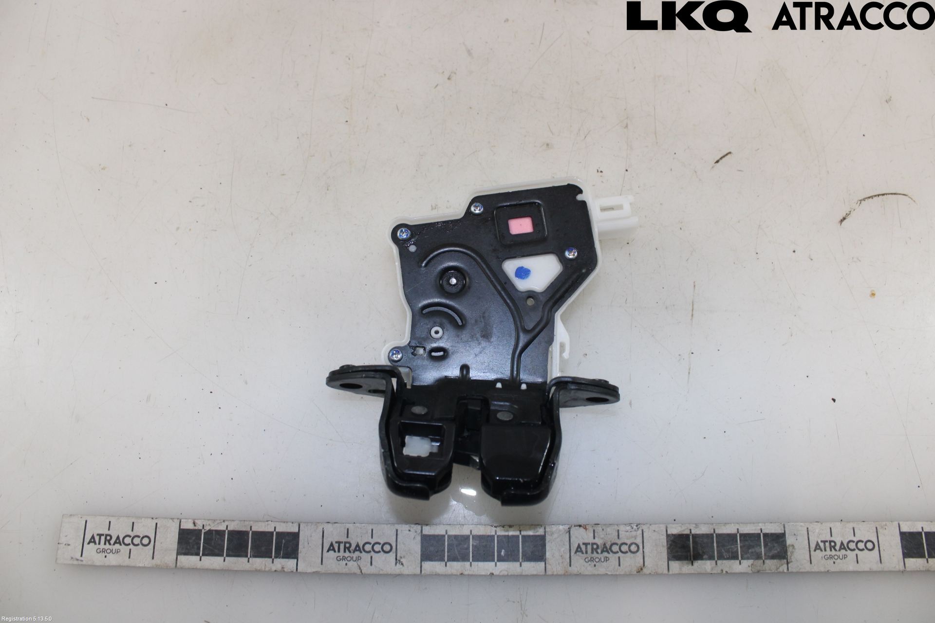 Nissan QASHQAI 14-17 Låskista Baklucka