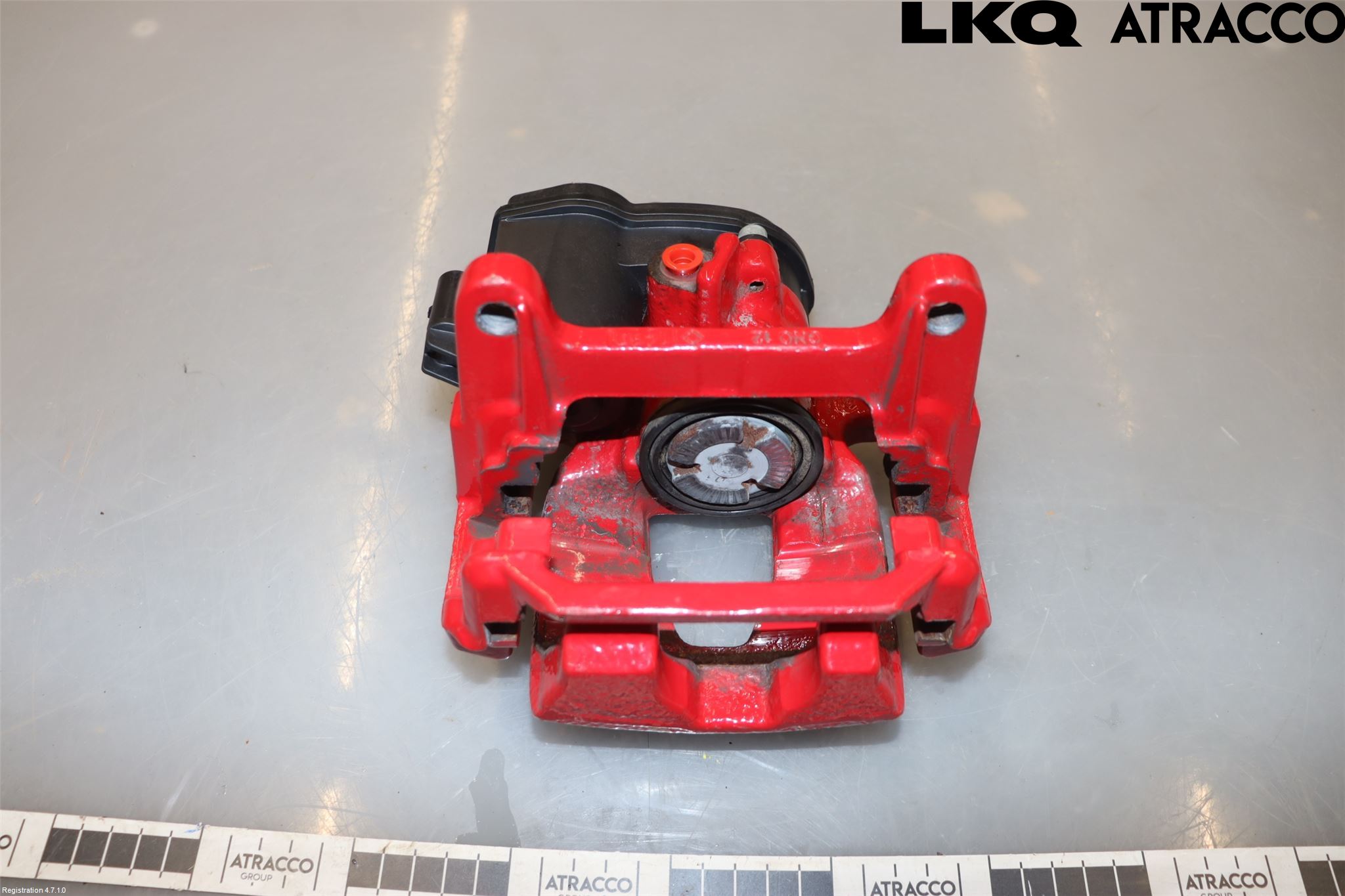 Audi A6 F2/C8 19- Bromsok Bak Vänster