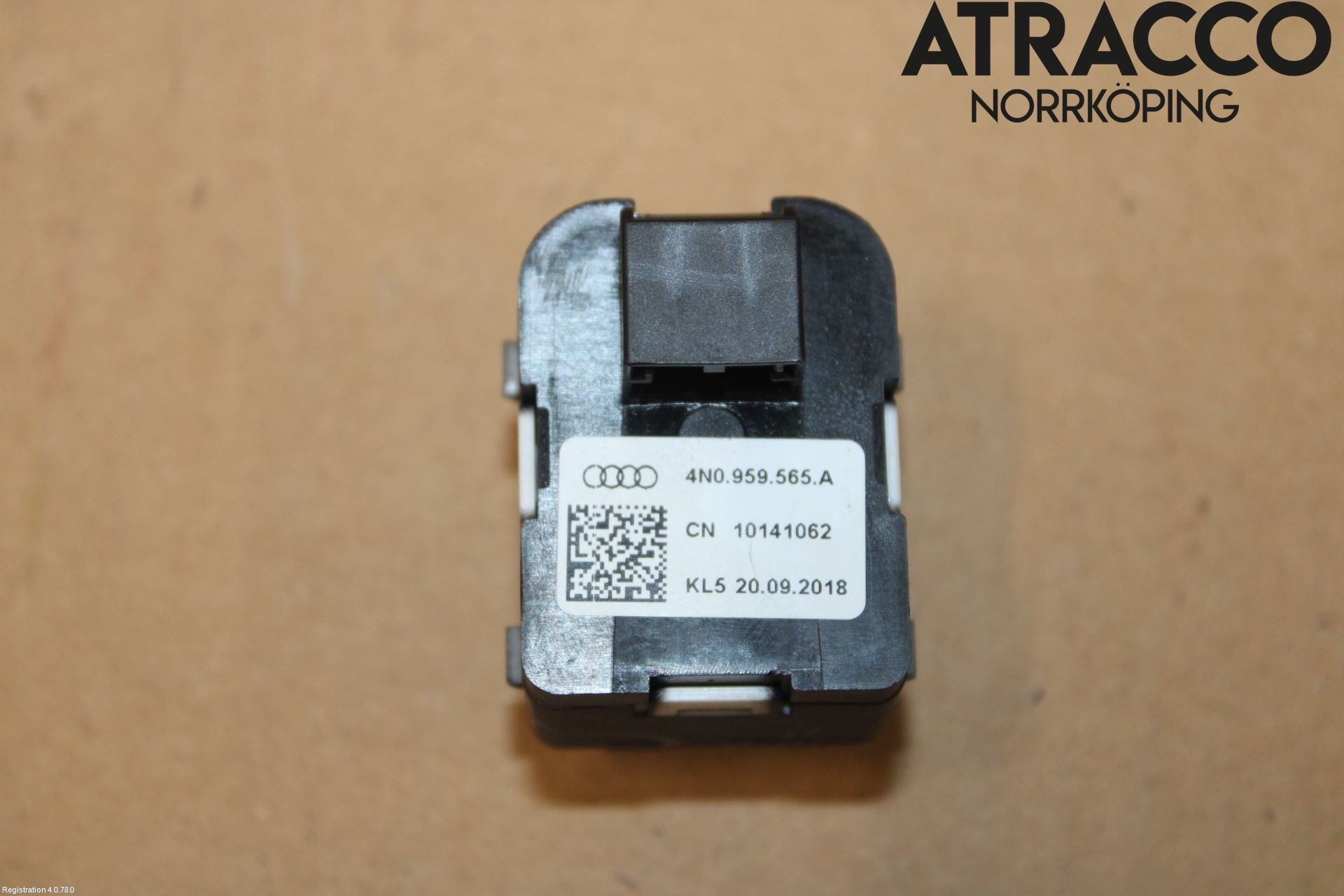 Audi A6 F2/C8 19- Strömställare Spegel