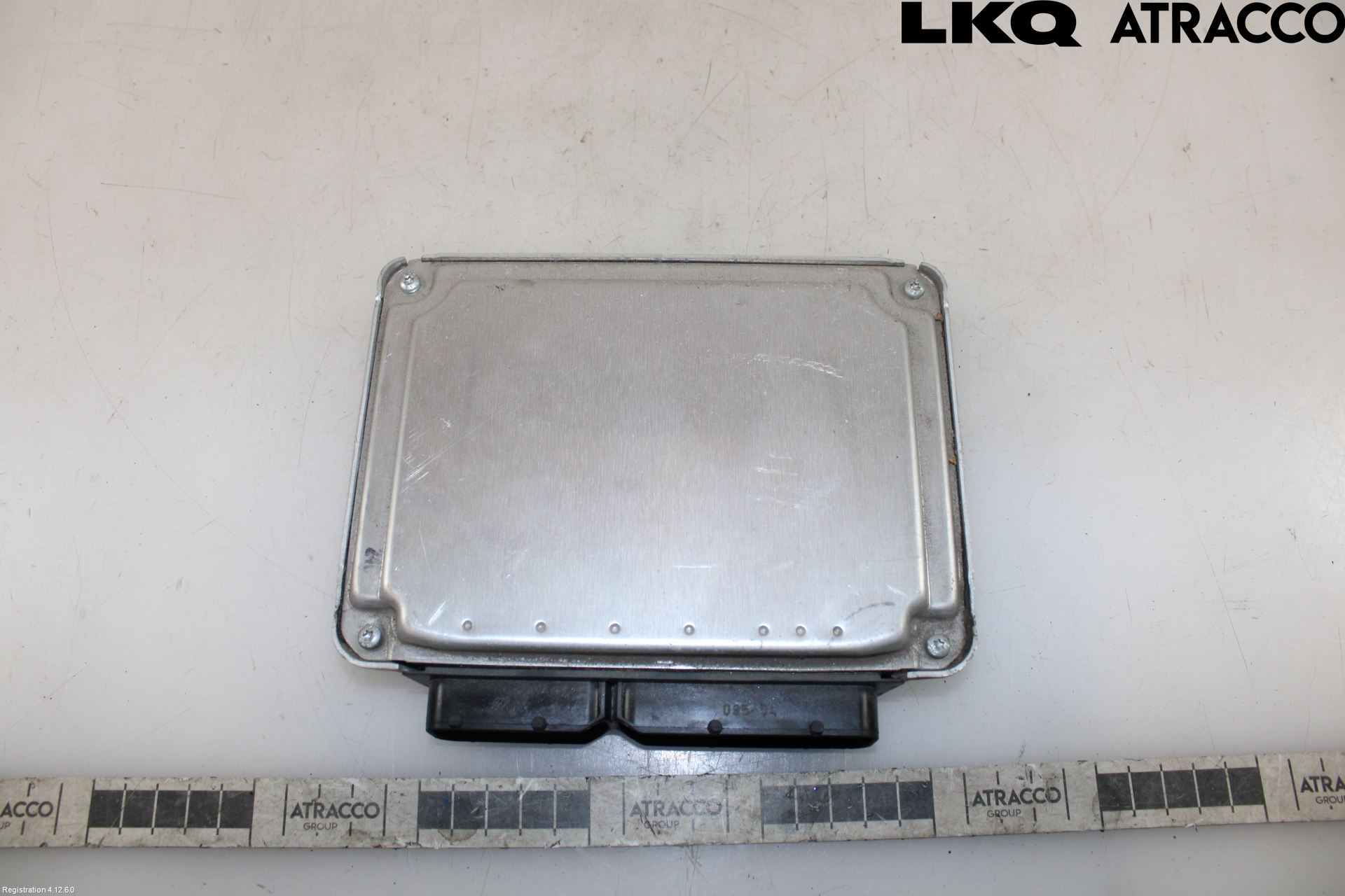 Volkswagen VW CADDY      04-10 Styrenhet Insprut Bensin