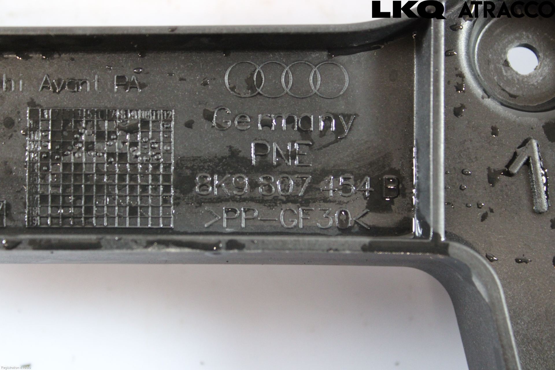 Audi A4 12-15 Stötfångarfäste Bak Hö