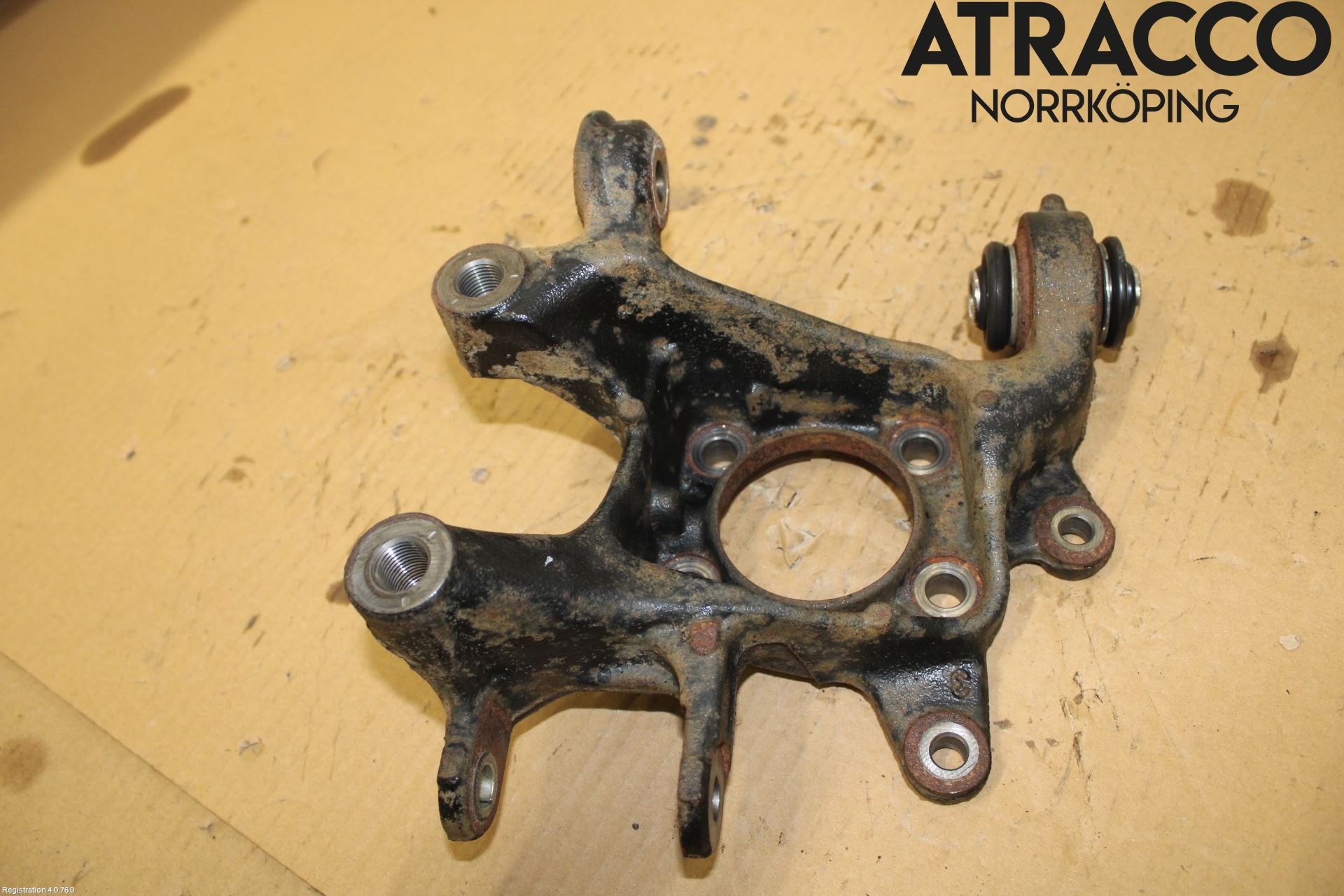 Lexus CT 200h Hjullagerhus Bak Vä