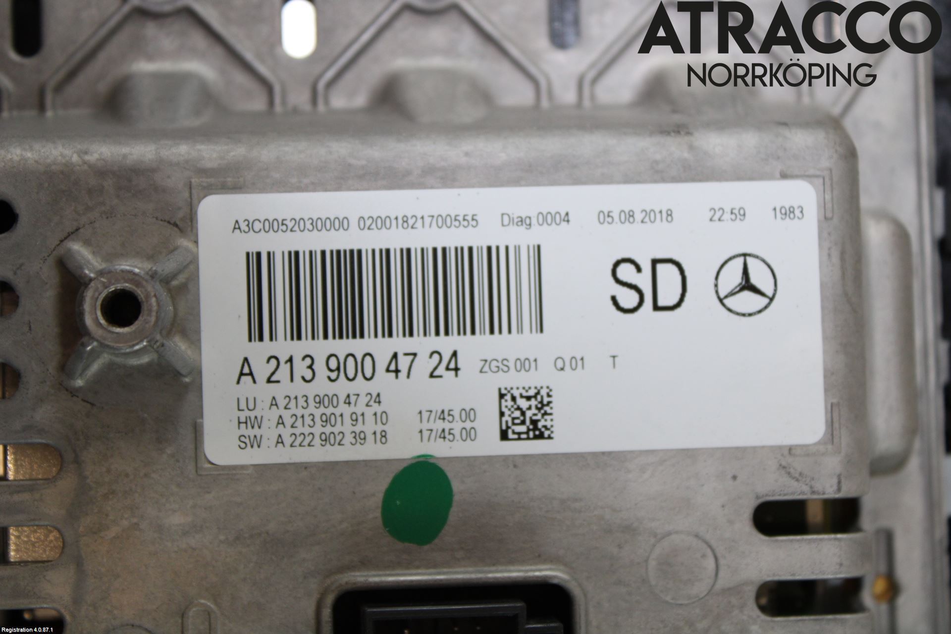 Mercedes-Benz MB E-KLASS (W213) 16-23 Bildskärm