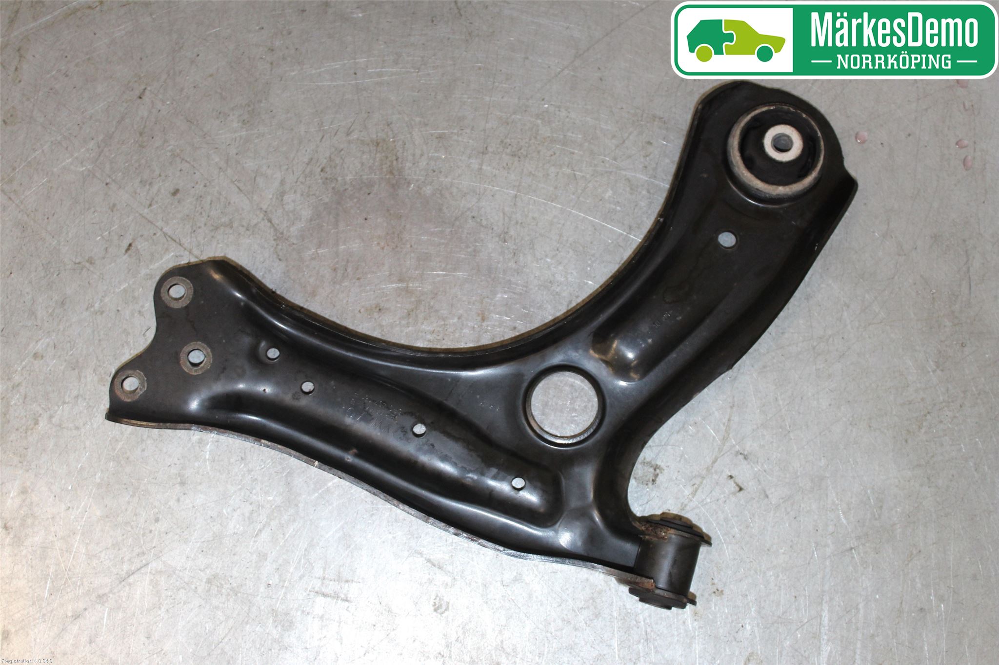 Seat IBIZA IV 08-16 Bärarm Fram Undre Vä