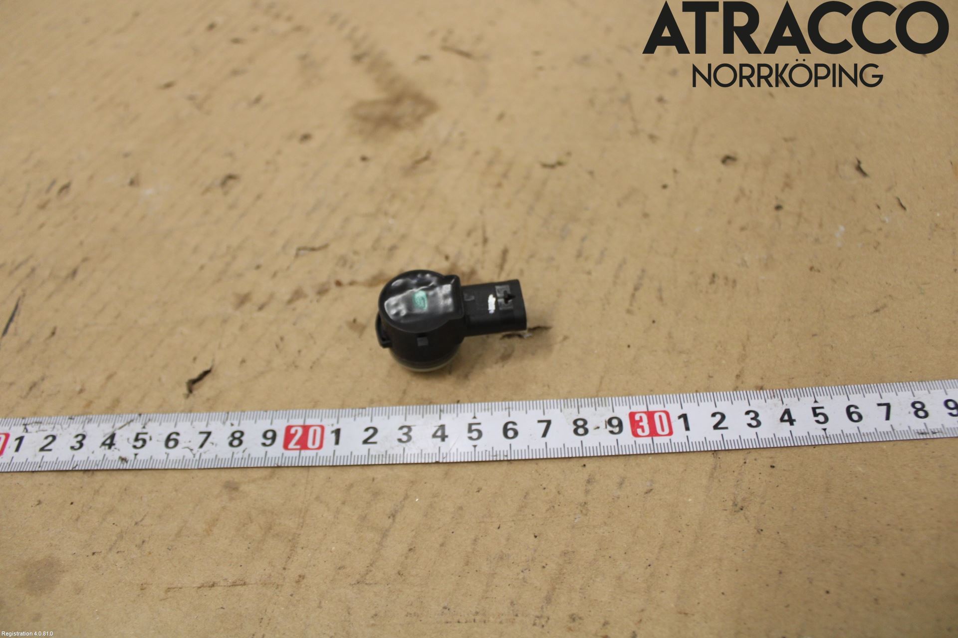 Volkswagen VW TOURAN 16- Parkeringshjälp Frontsensor