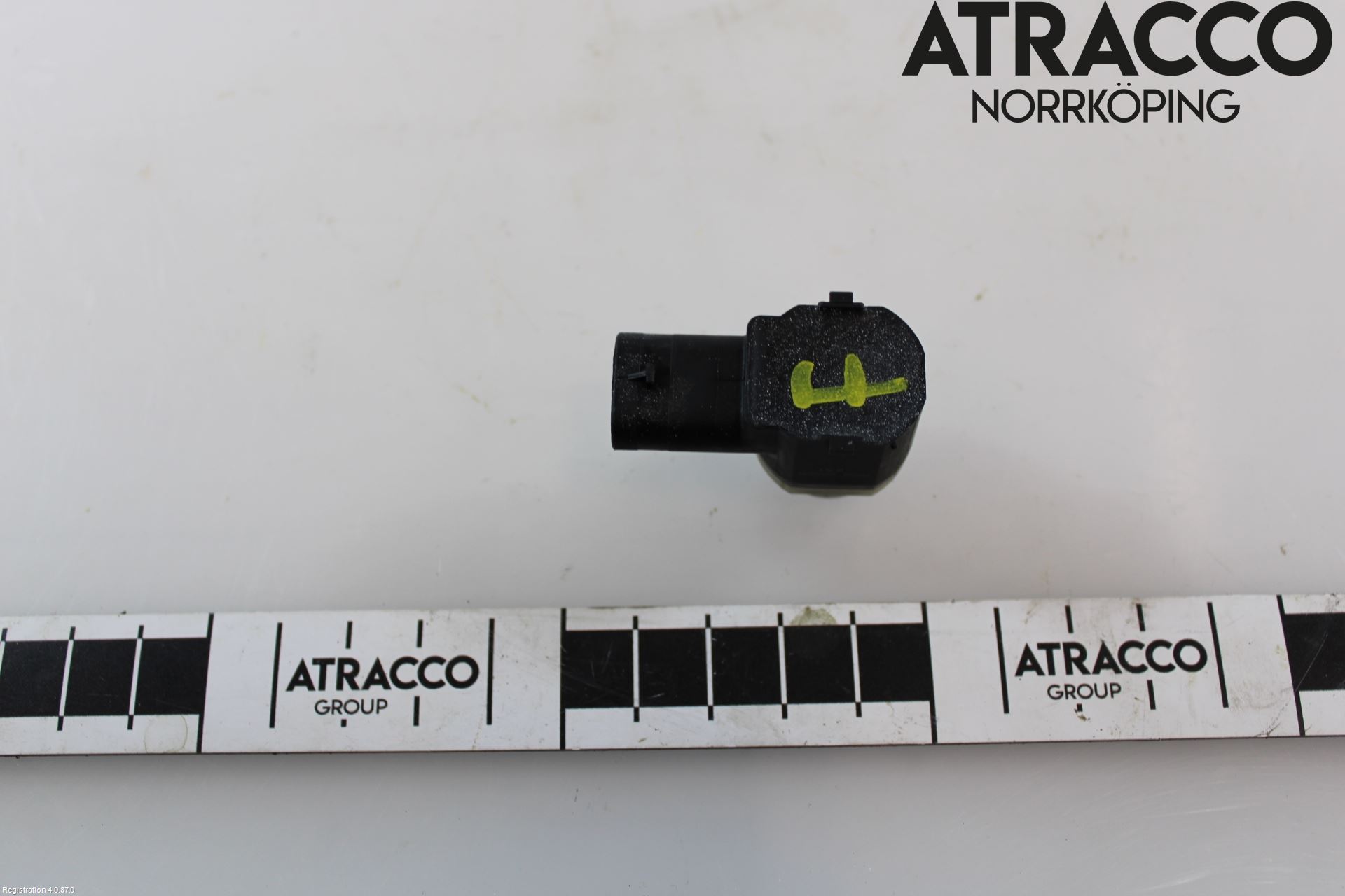 Volkswagen VW PASSAT 11-14 Parkeringshjälp Frontsensor