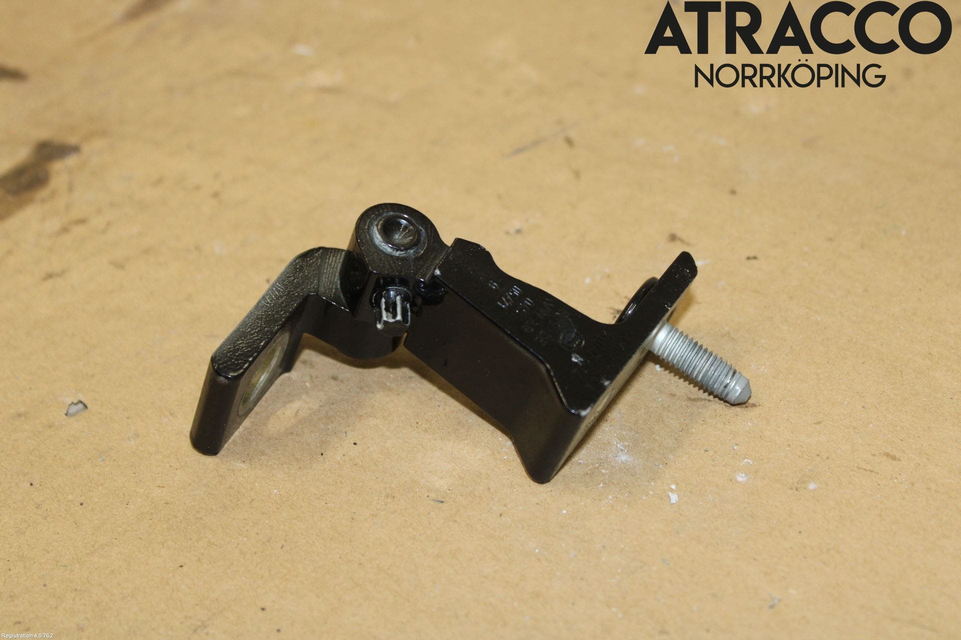 Audi A5 17- Dörrgångjärn